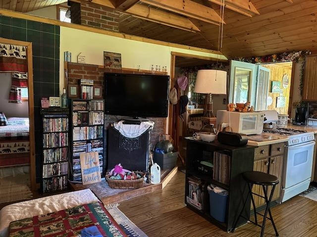 55 Hurlburt Avenue Property Photo 15
