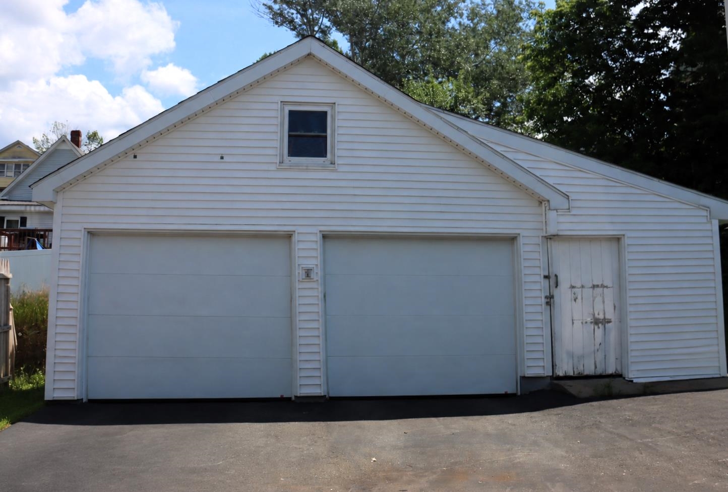 614 Cheshire Street Property Photo 16