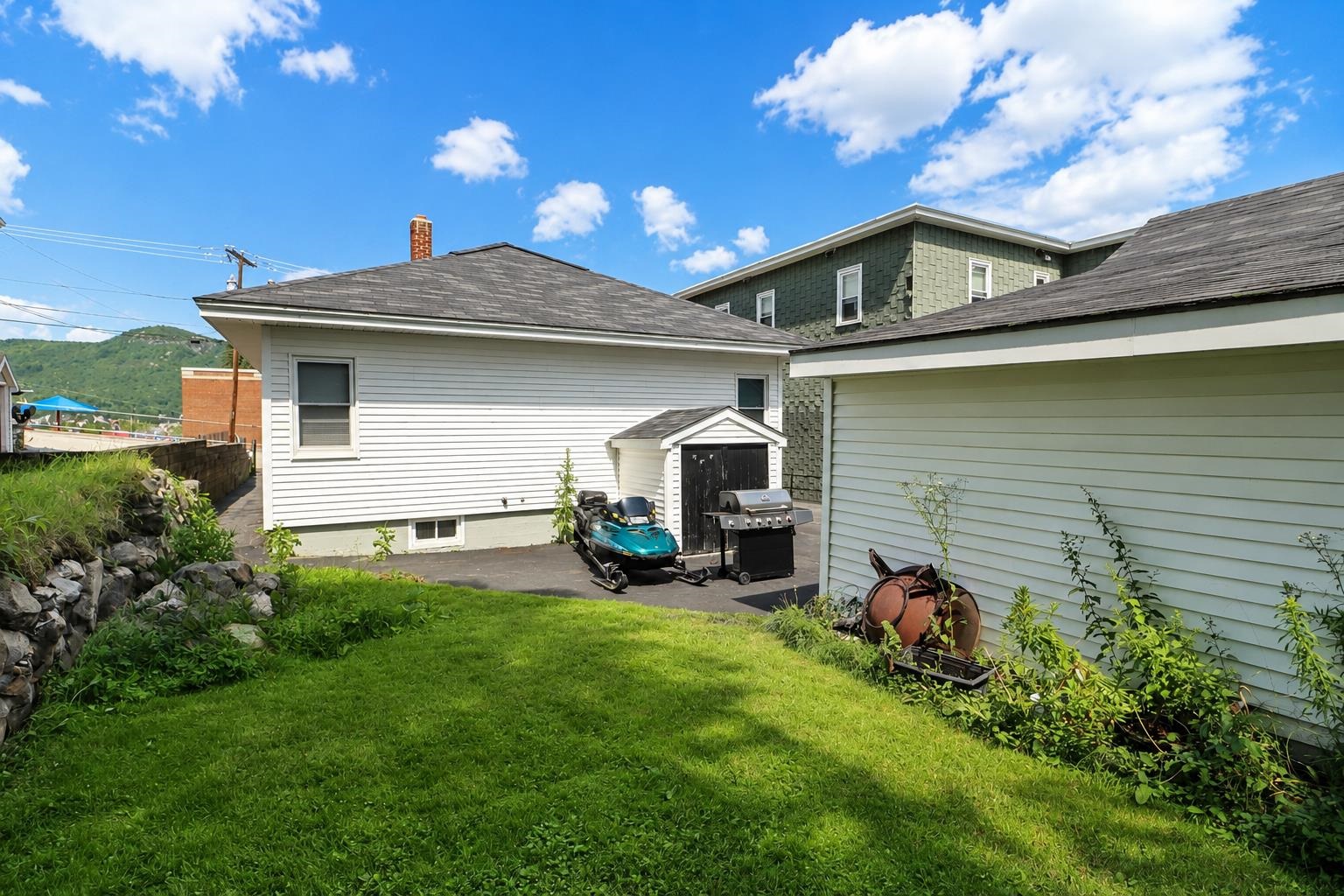 614 Cheshire Street Property Photo 20