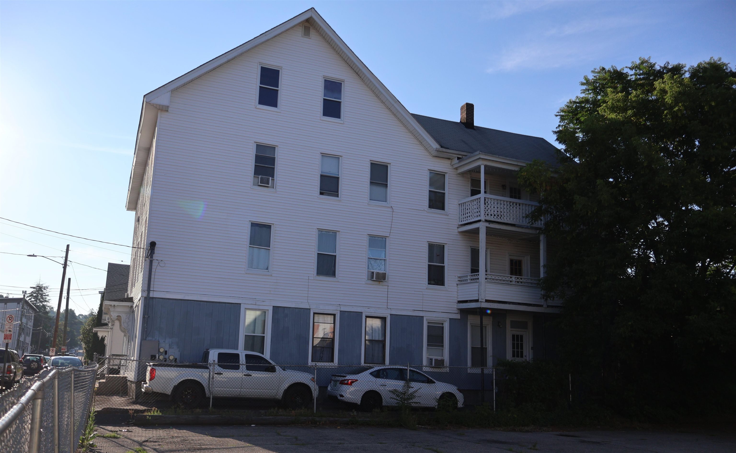 339 Amherst Street Property Photo 3