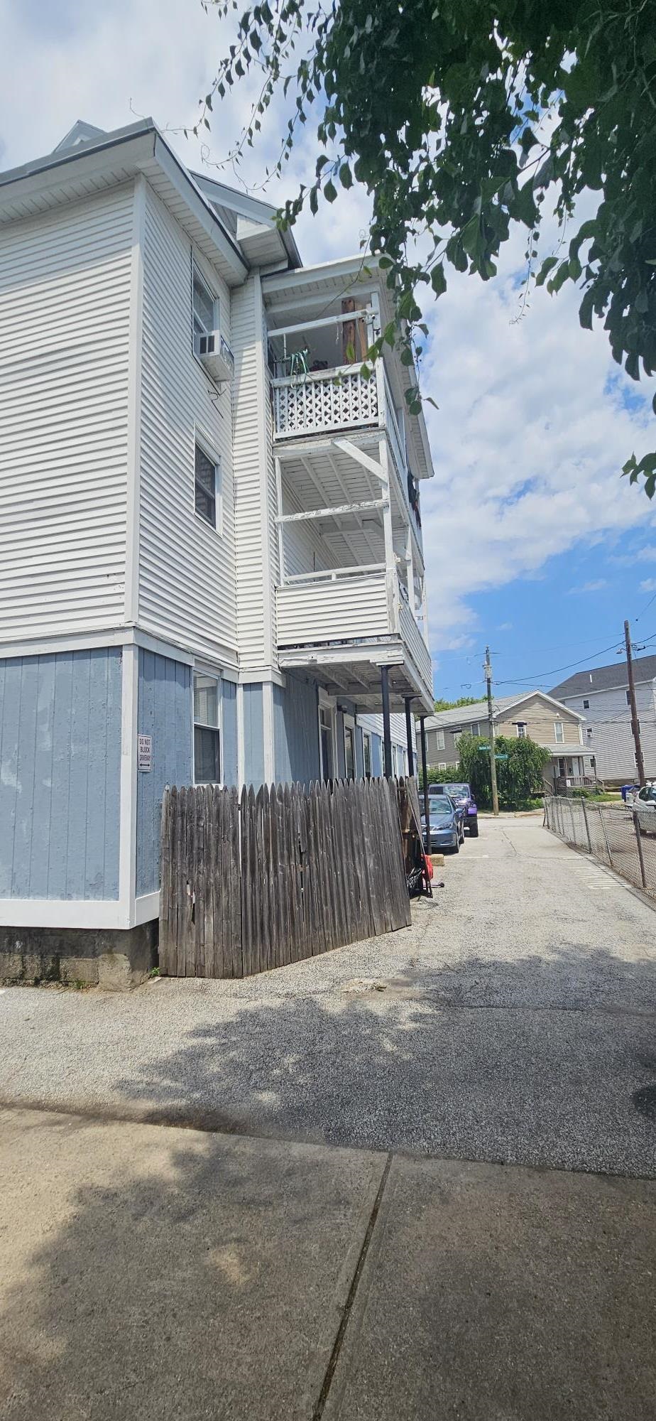 339 Amherst Street Property Photo 14