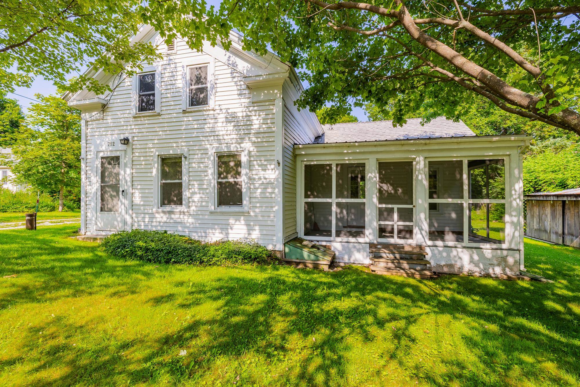 712 VT Route 30 Property Photo 1
