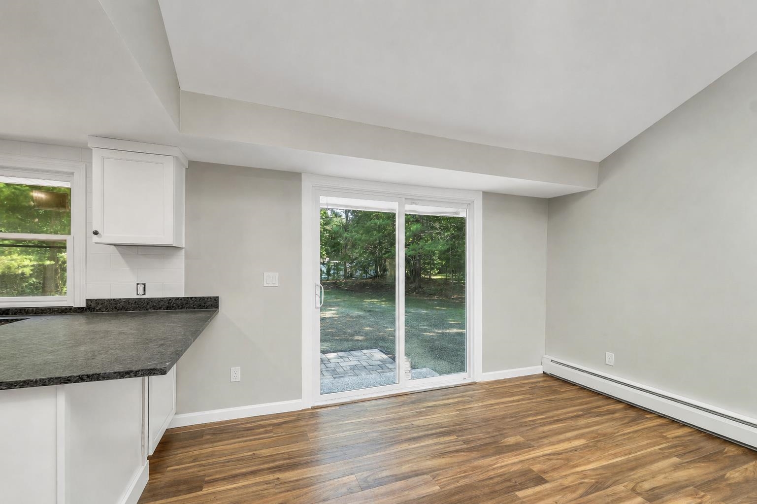 4 Loop Road Property Photo 8