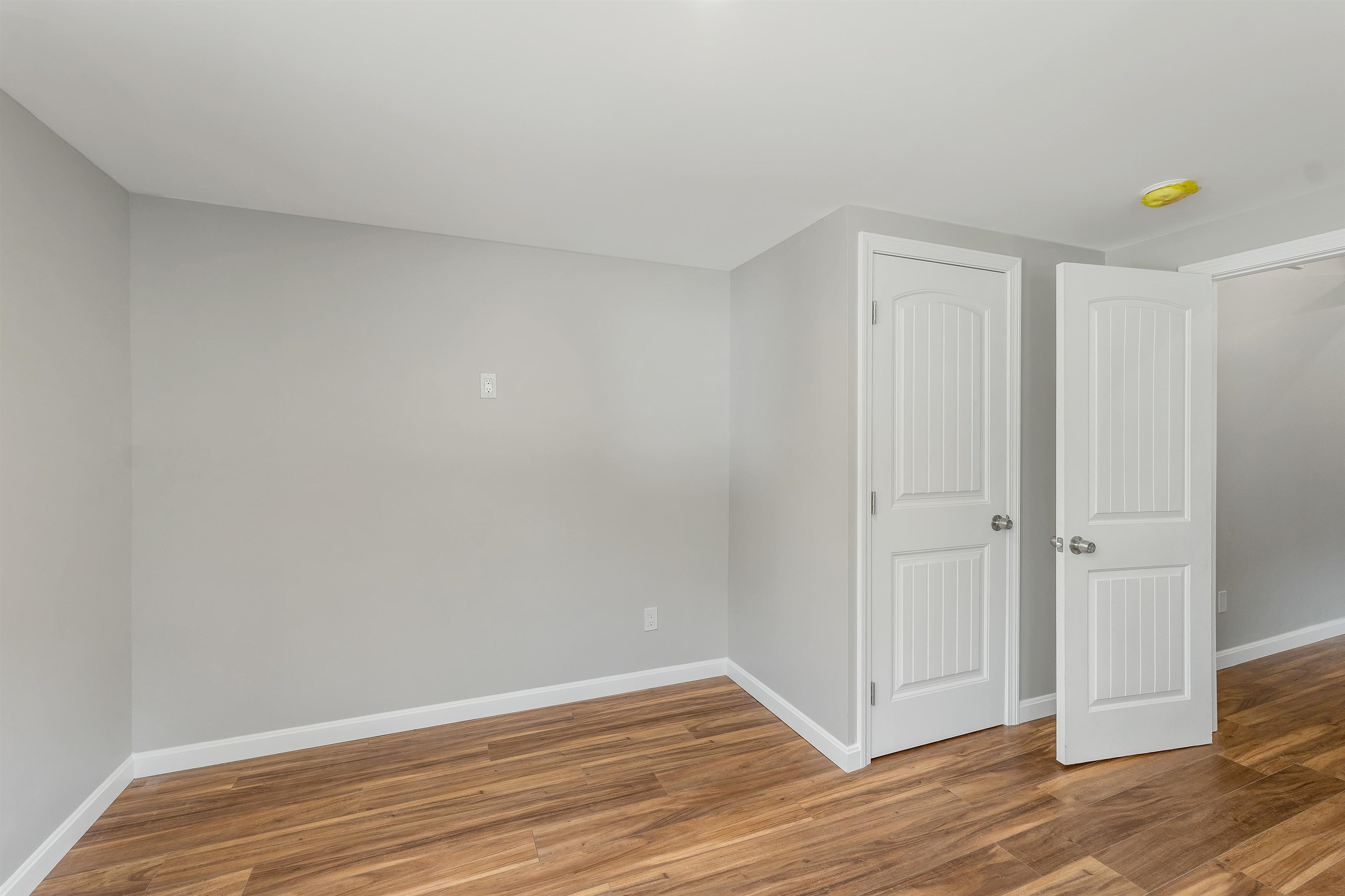 4 Loop Road Property Photo 14