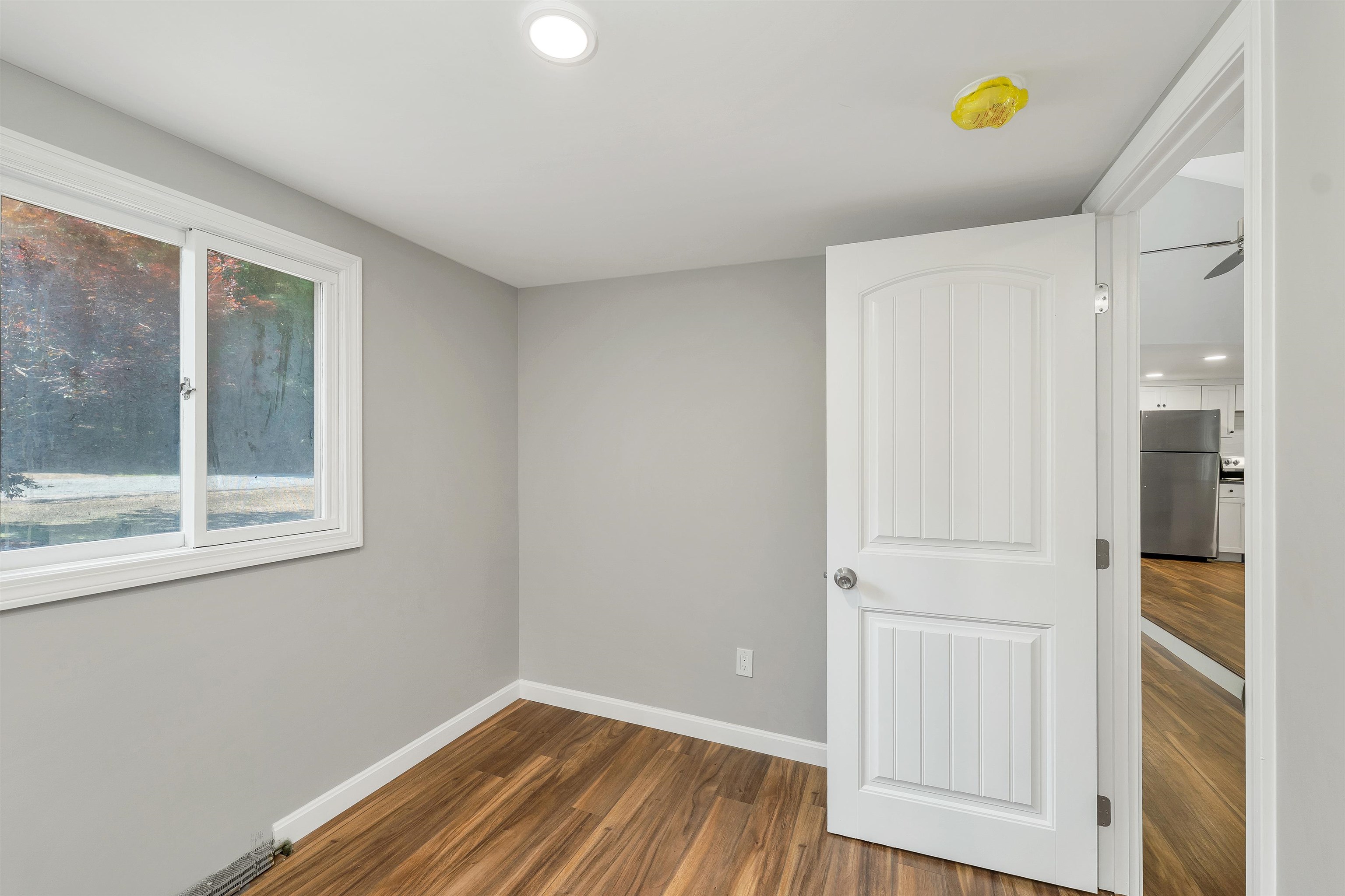 4 Loop Road Property Photo 19