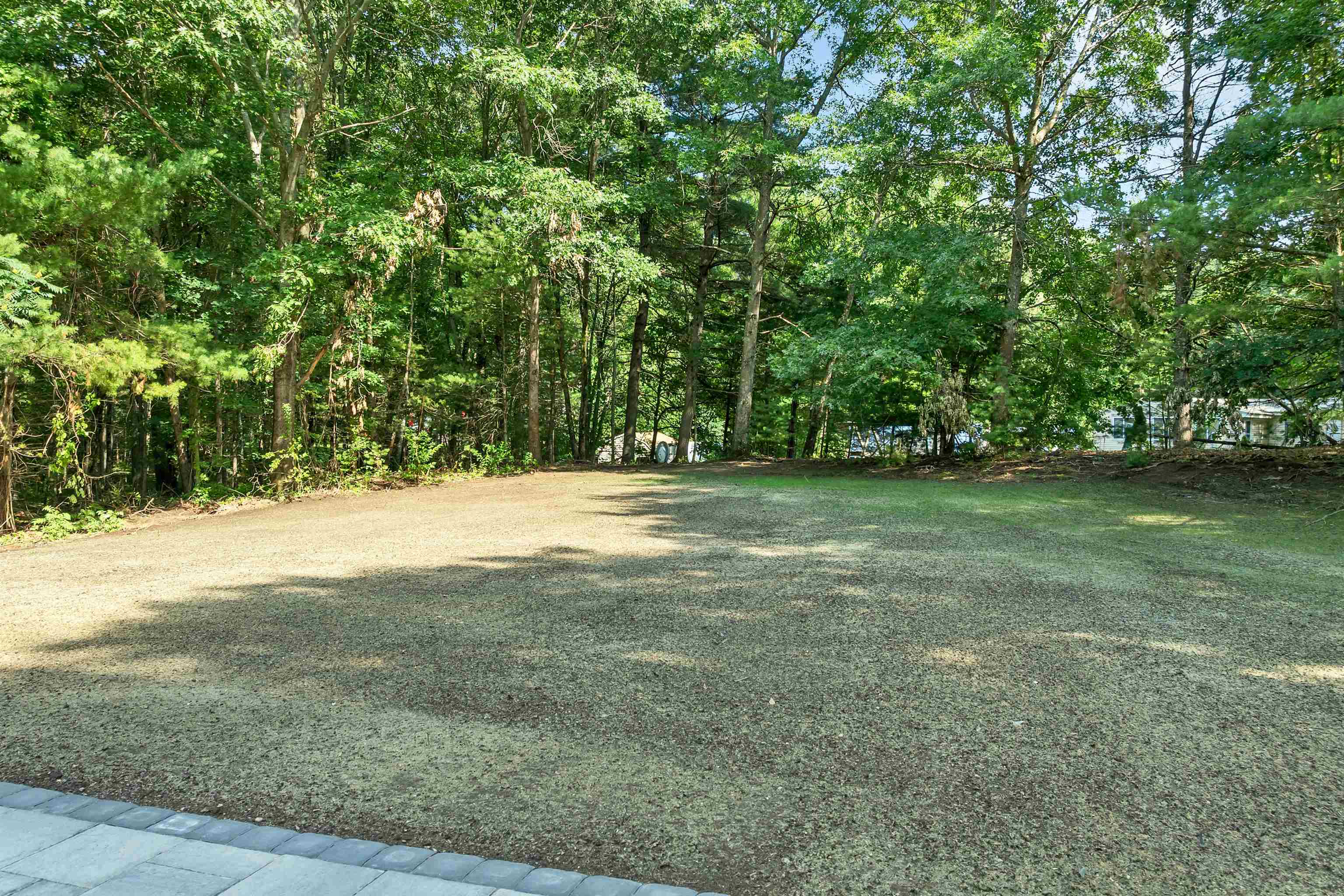 4 Loop Road Property Photo 26