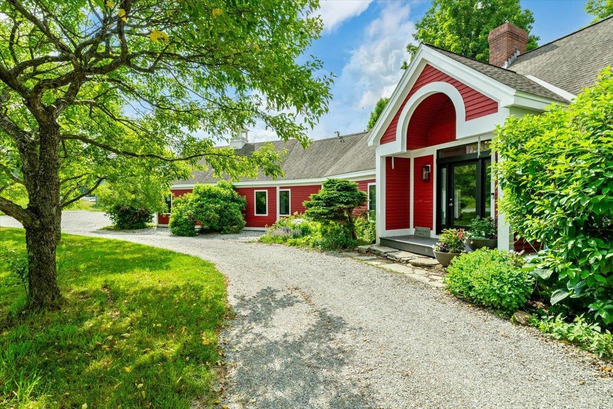 722 Babbling Brook Road Property Photo 1