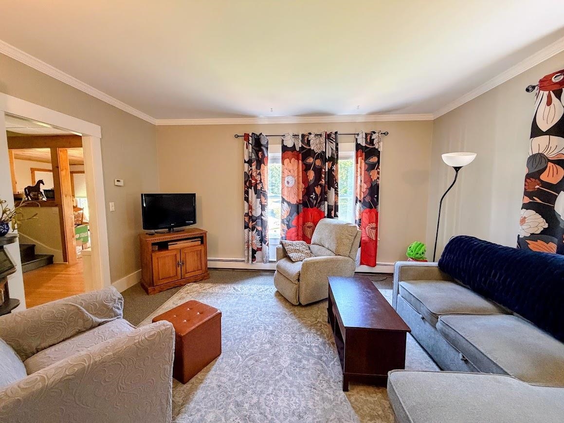 48 Currier Street Property Photo 6