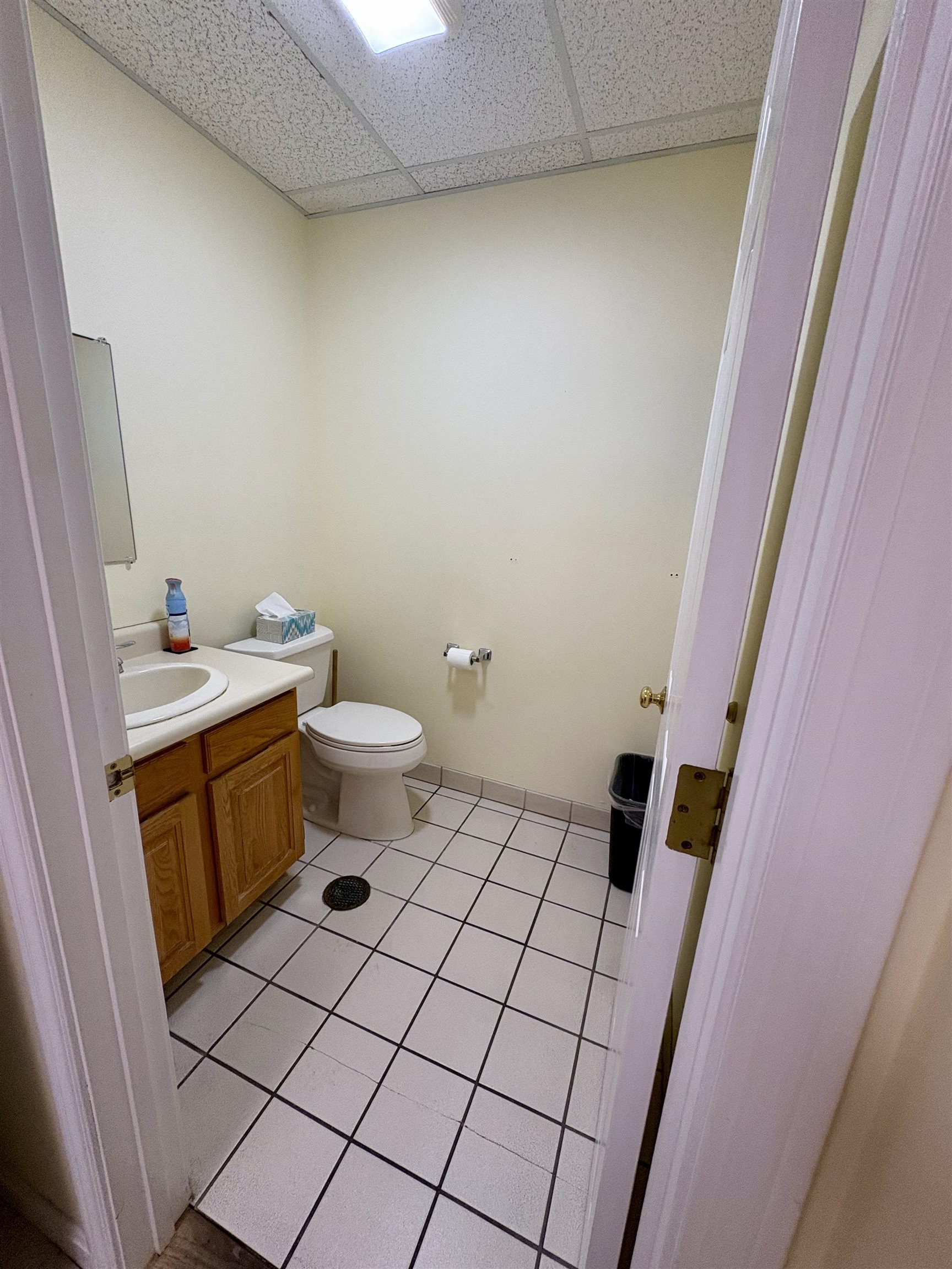 50 Nashua Road Property Photo 16