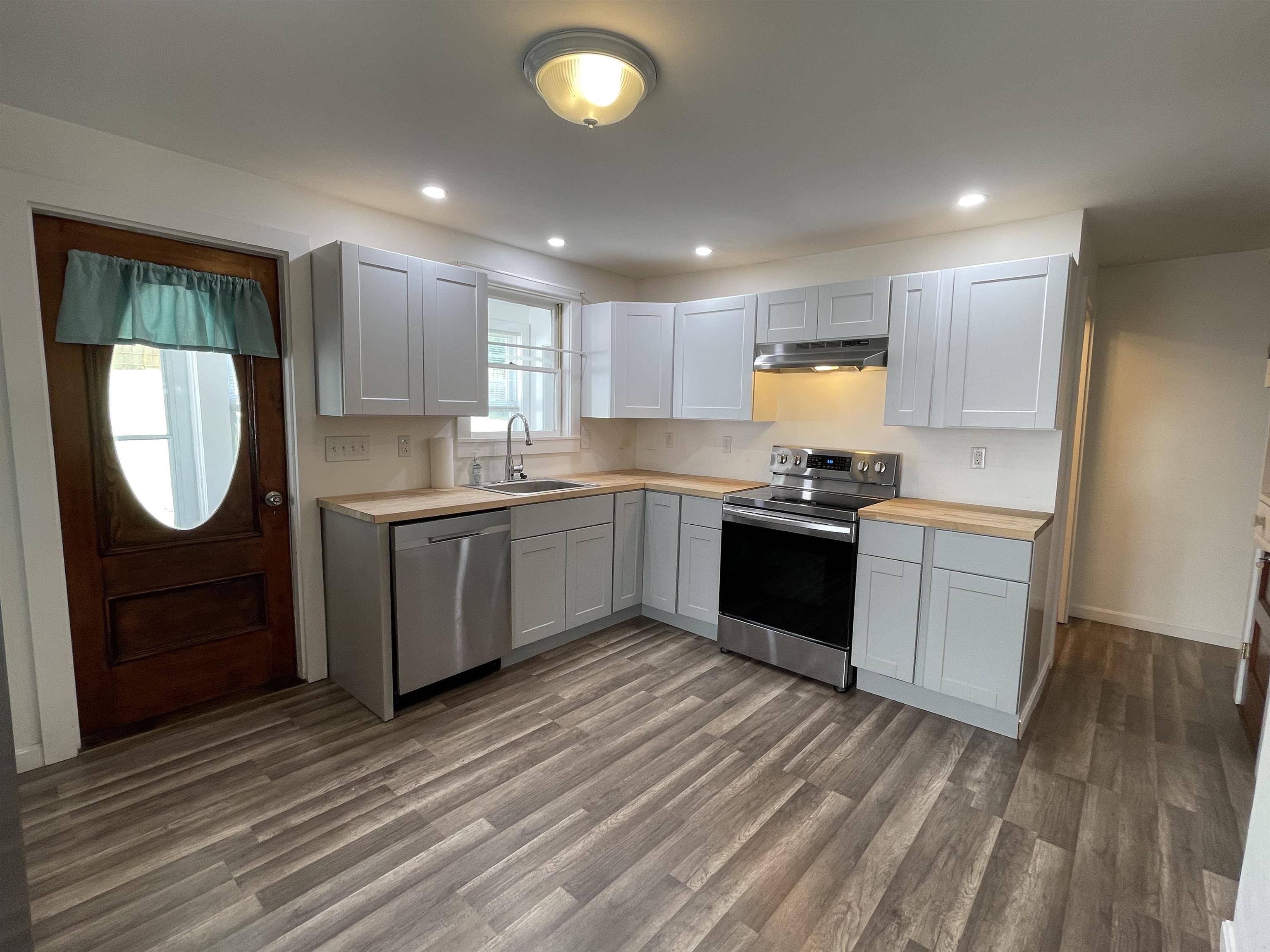 14 Hartford Street Property Photo 5