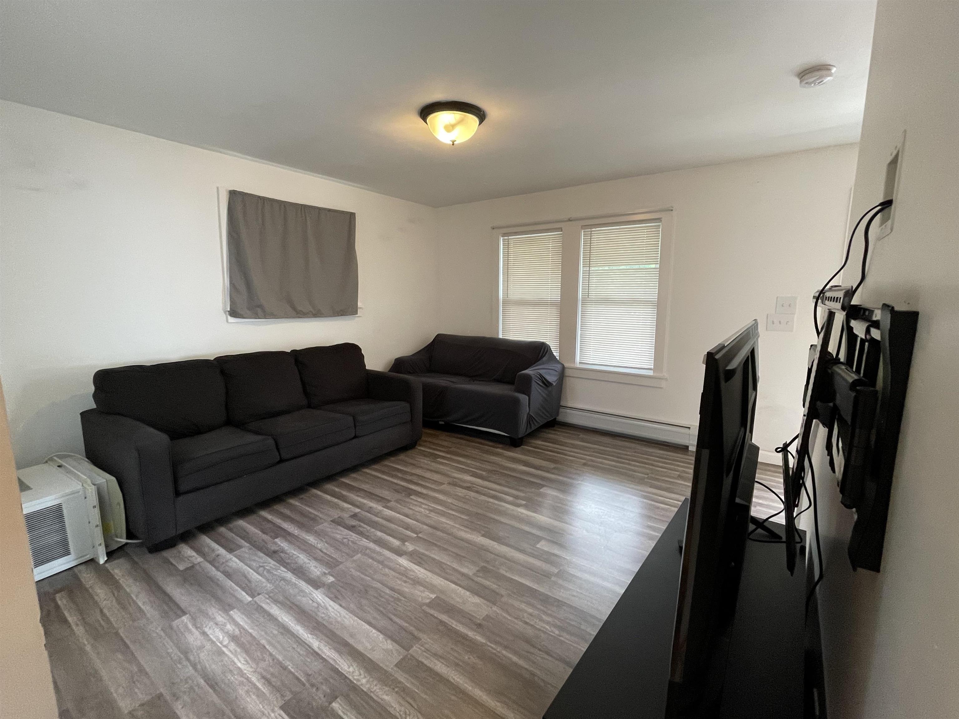 14 Hartford Street Property Photo 23