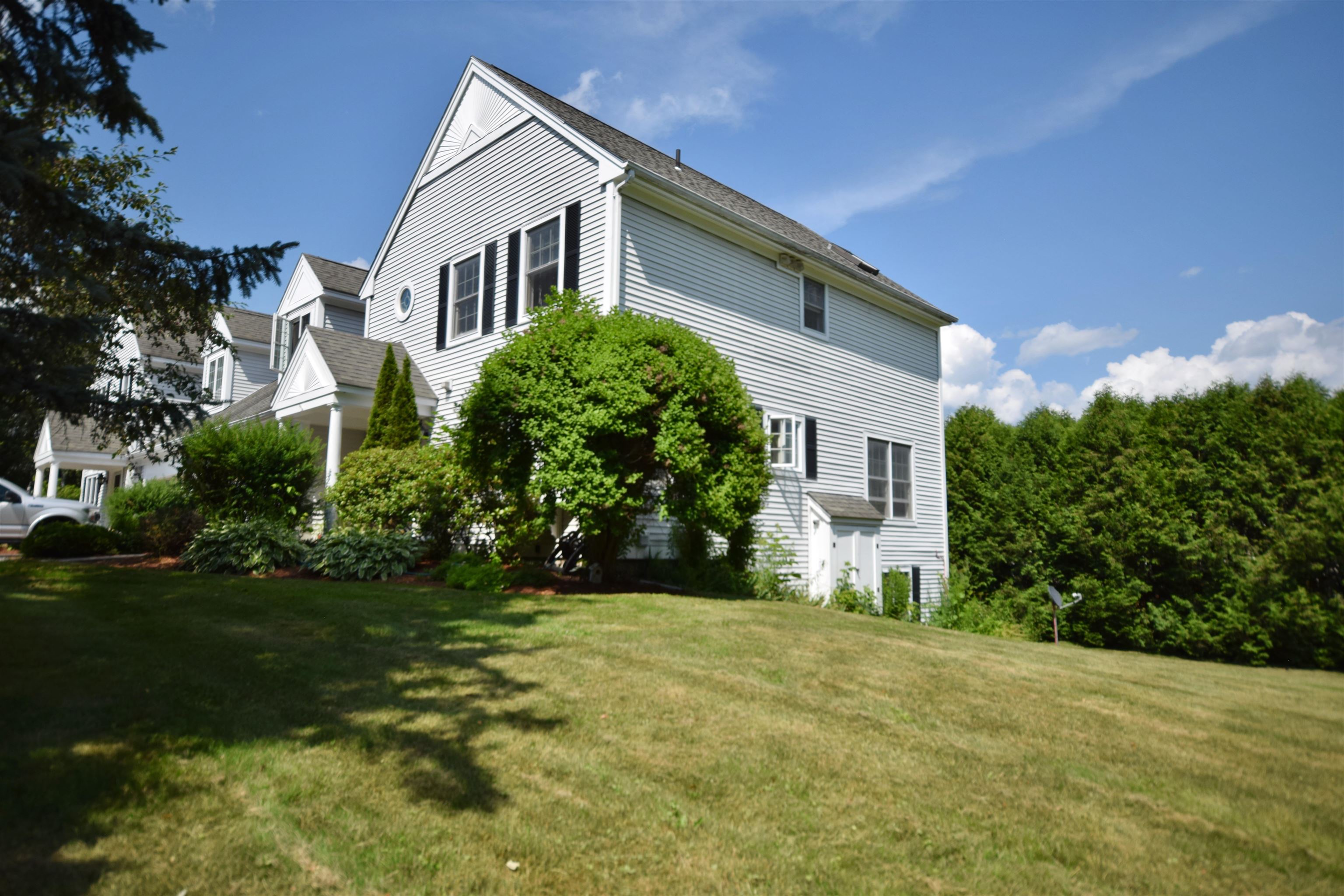 22 Peacham Lane Property Photo 32