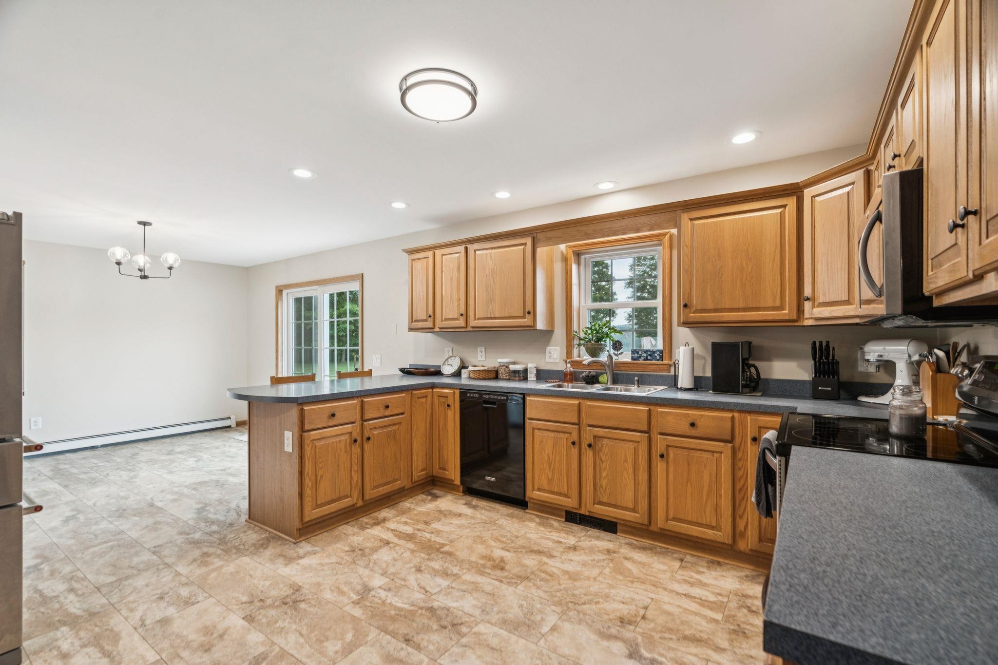 1407 Us Route 5 Property Photo 10