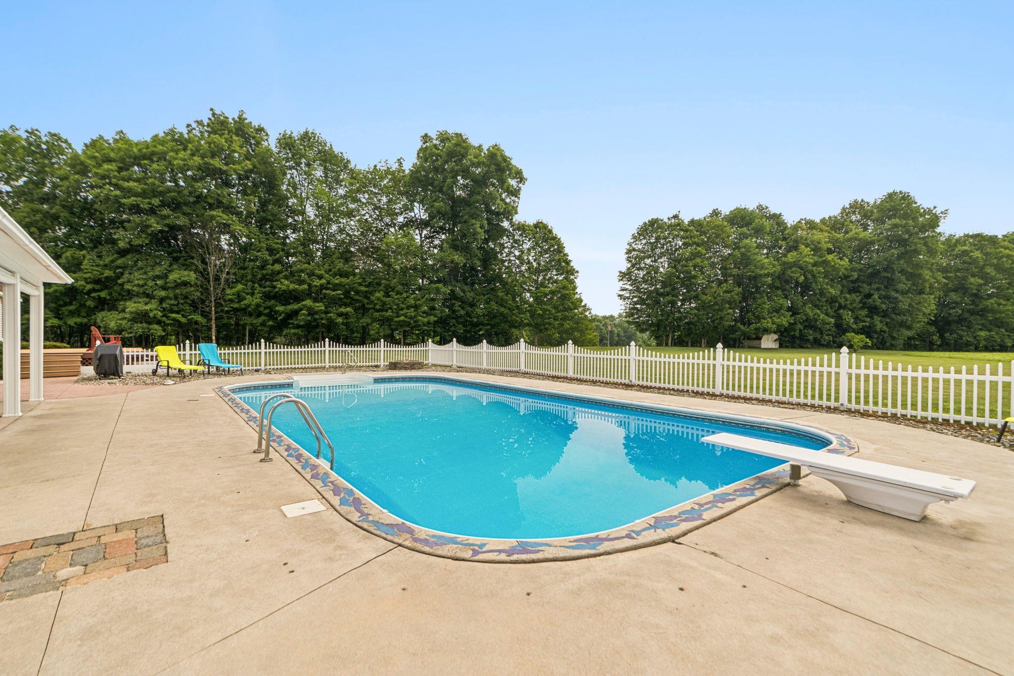 1407 Us Route 5 Property Photo 28