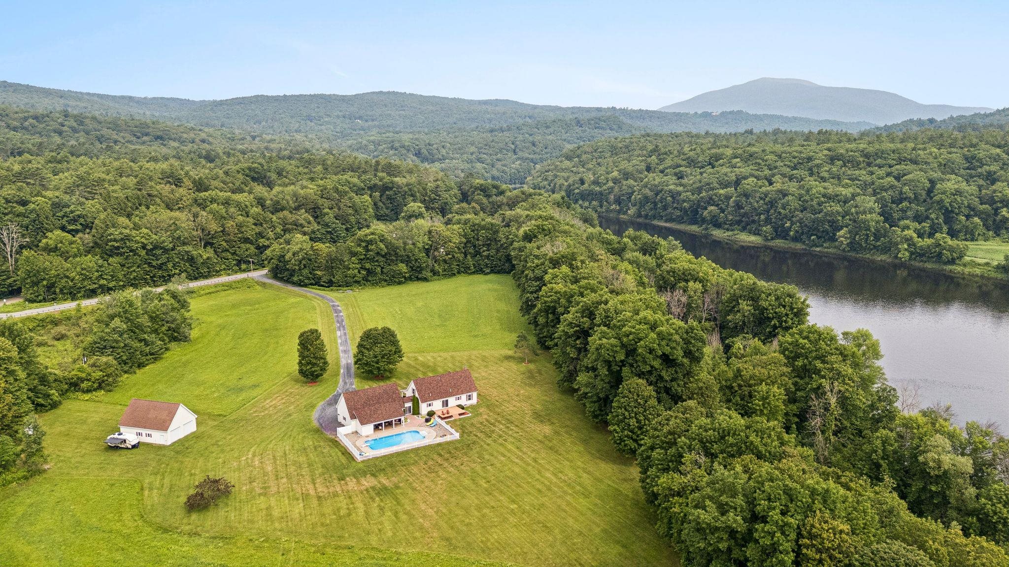 1407 Us Route 5 Property Photo 33