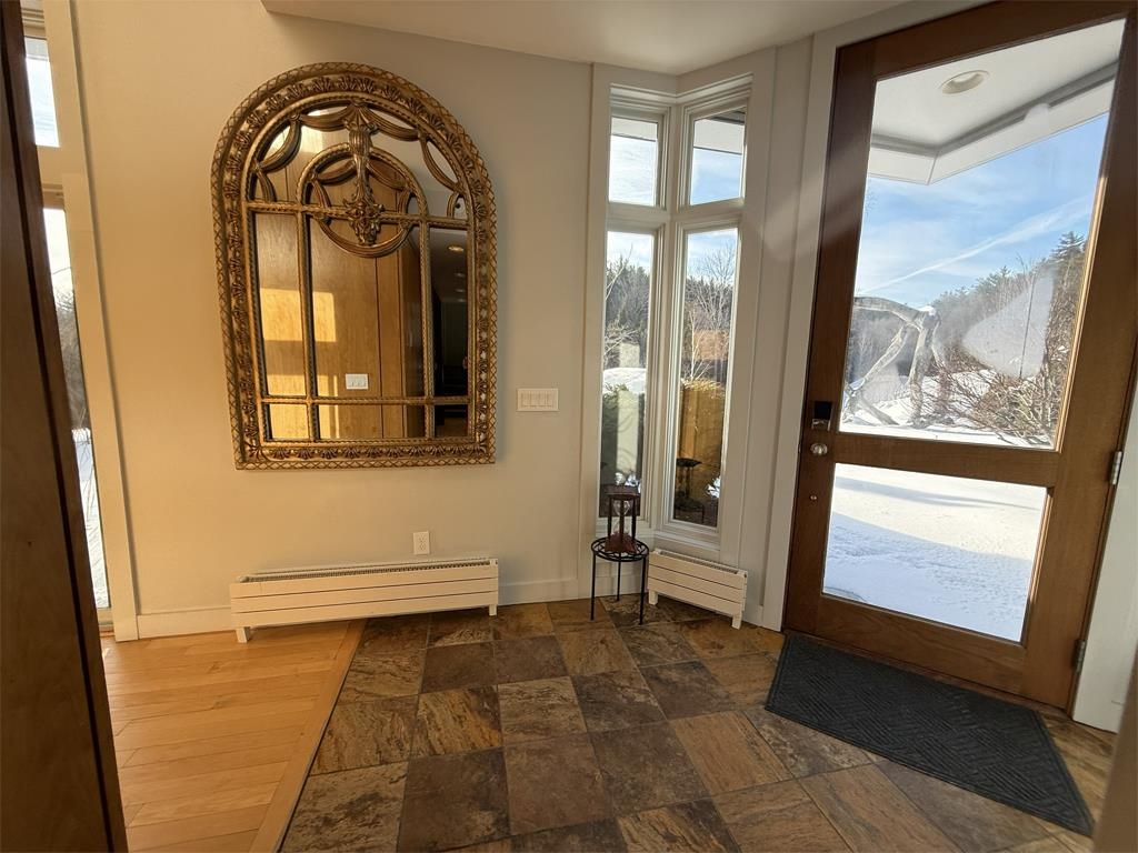 1450 Clarendon Avenue Property Photo 11