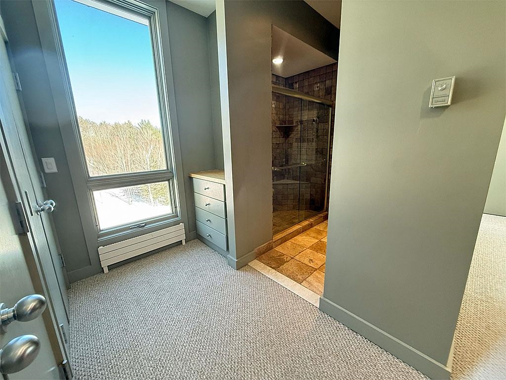 1450 Clarendon Avenue Property Photo 33