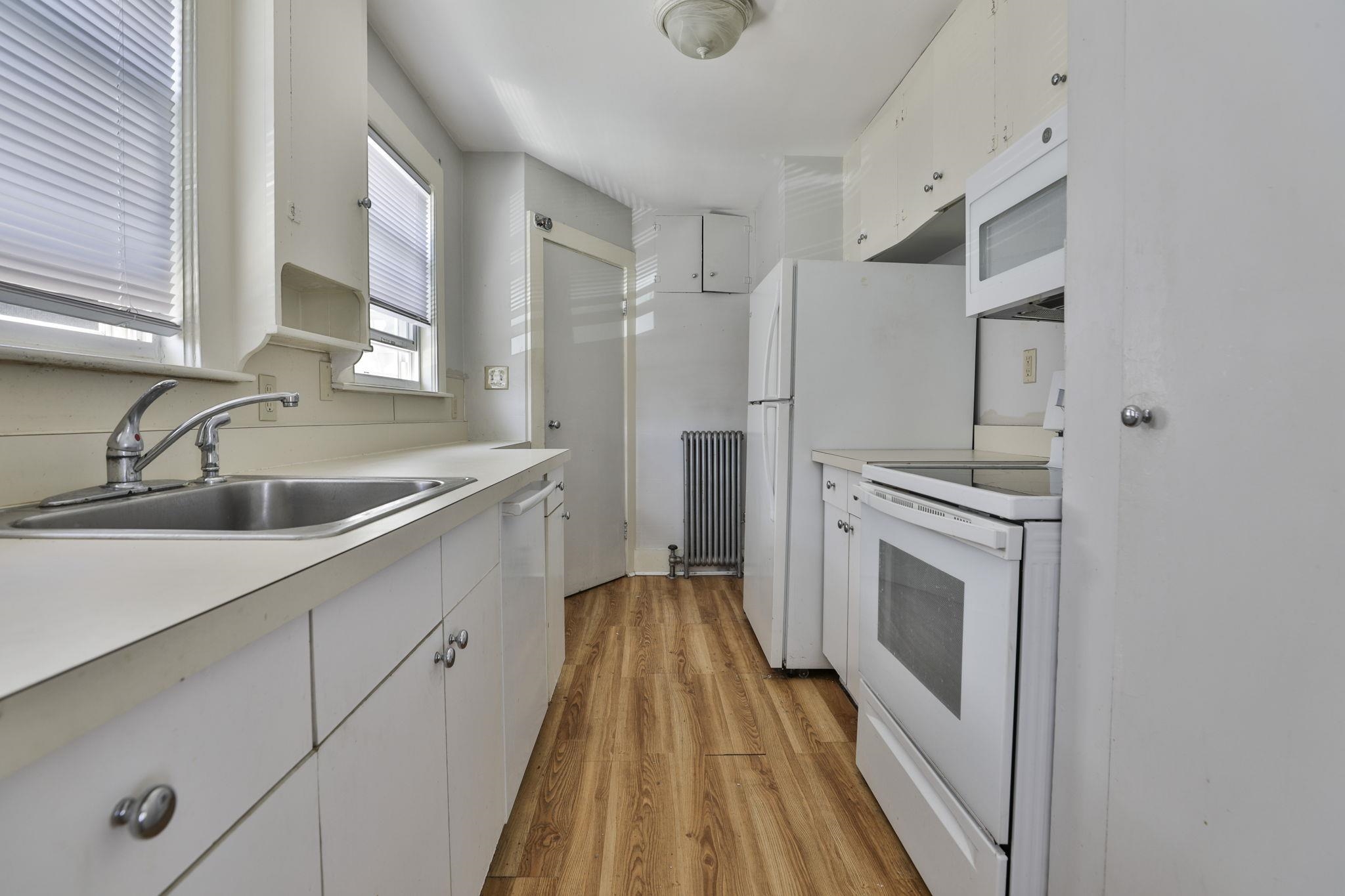 1 Oak Street Property Photo 11