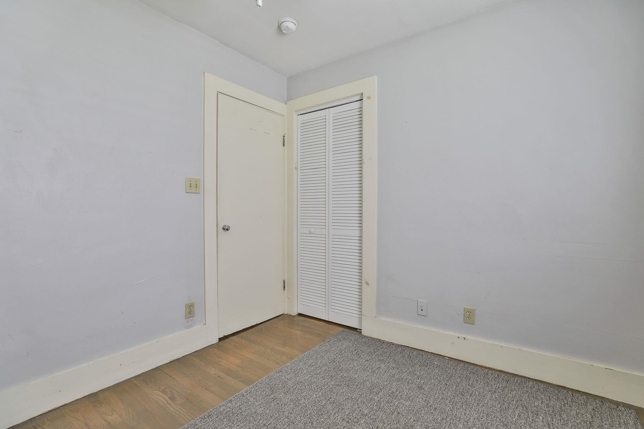 1 Oak Street Property Photo 17