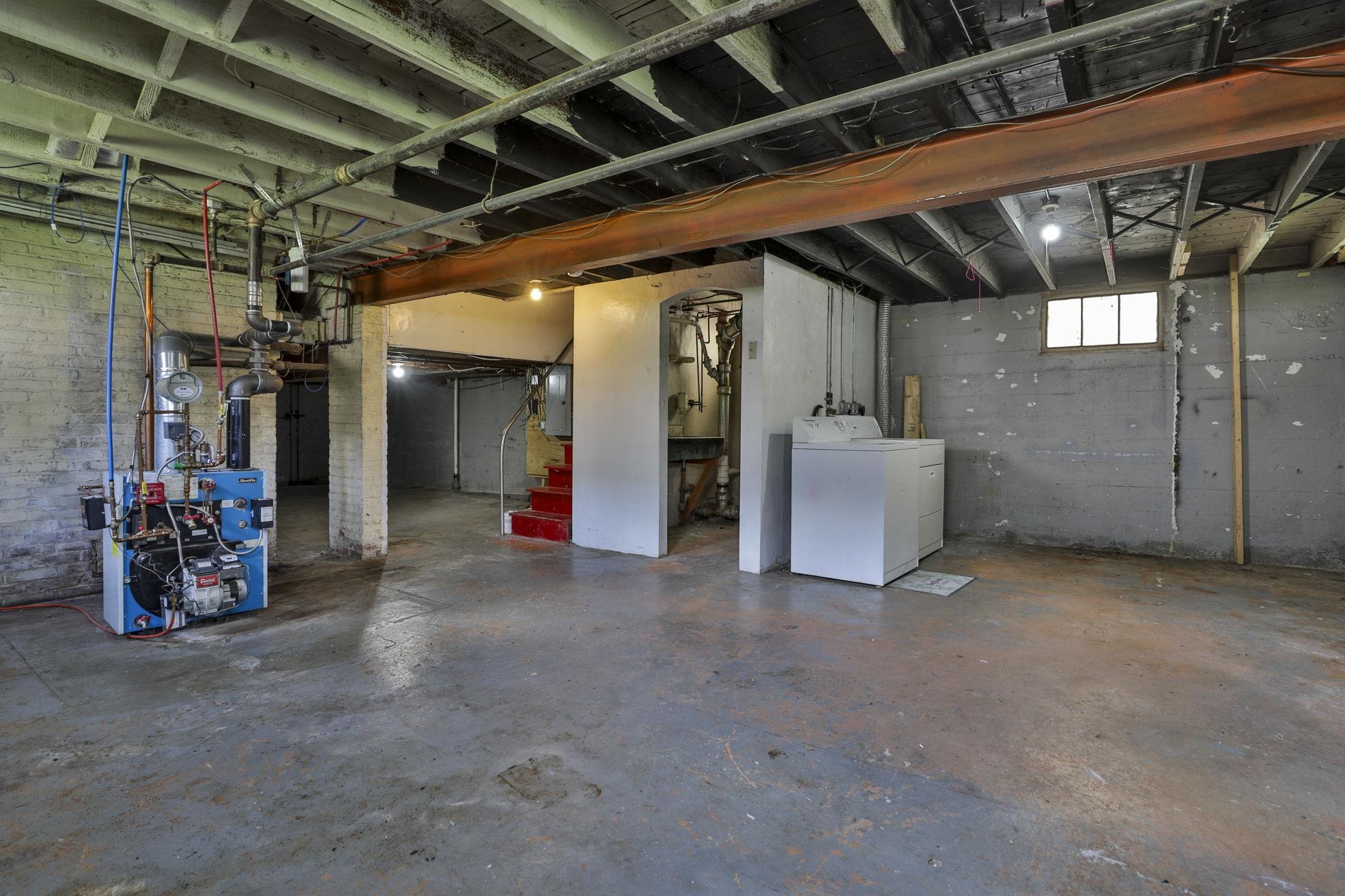 1 Oak Street Property Photo 22