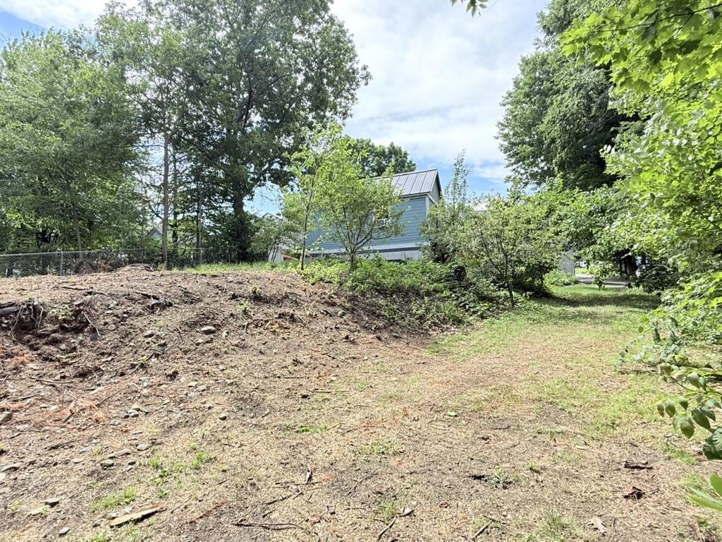 117 * Fuller Drive Property Photo 8