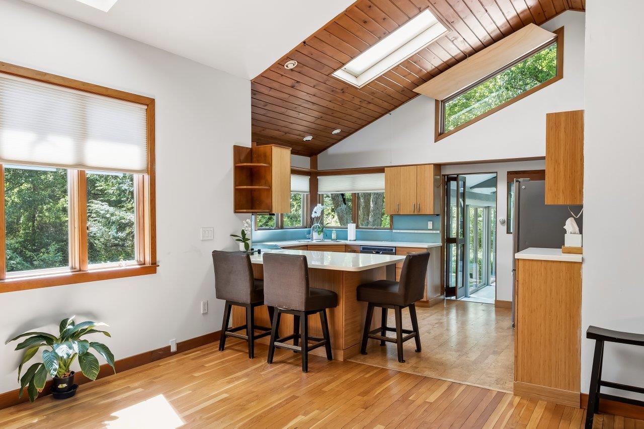 2 Corson Lane Property Photo 6