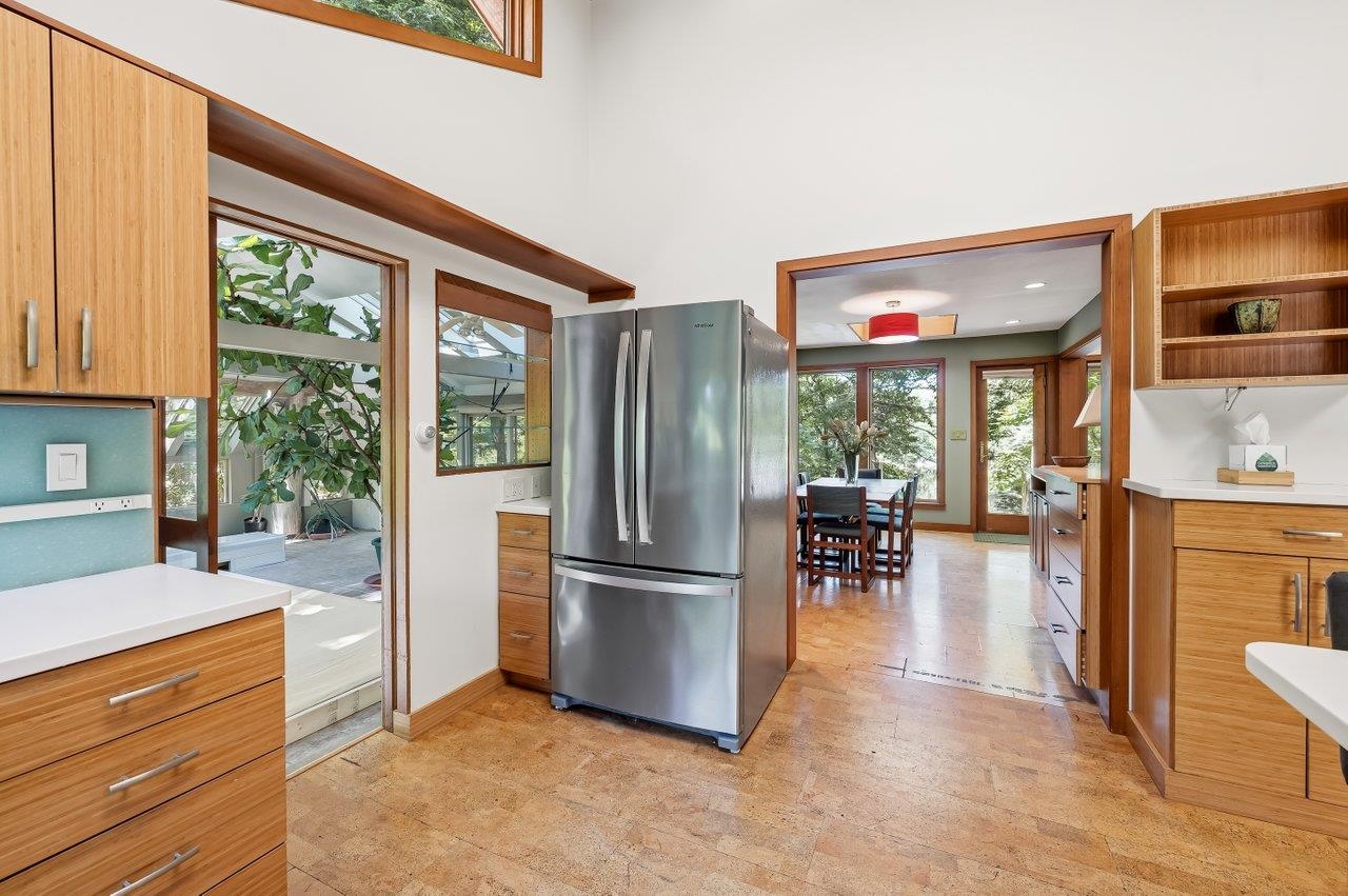 2 Corson Lane Property Photo 12