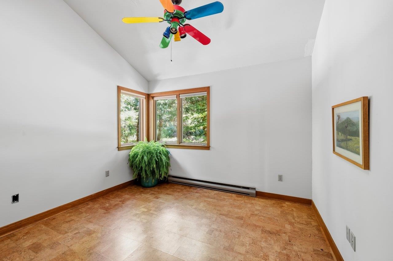 2 Corson Lane Property Photo 33