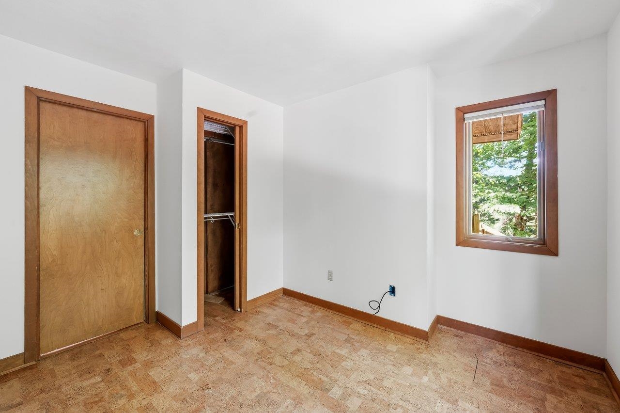 2 Corson Lane Property Photo 36