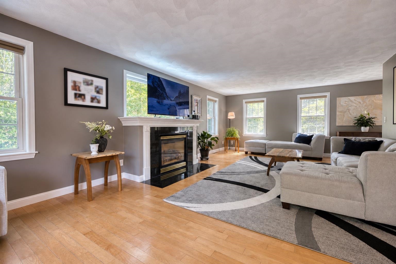 377 Kings Highway Property Photo 12