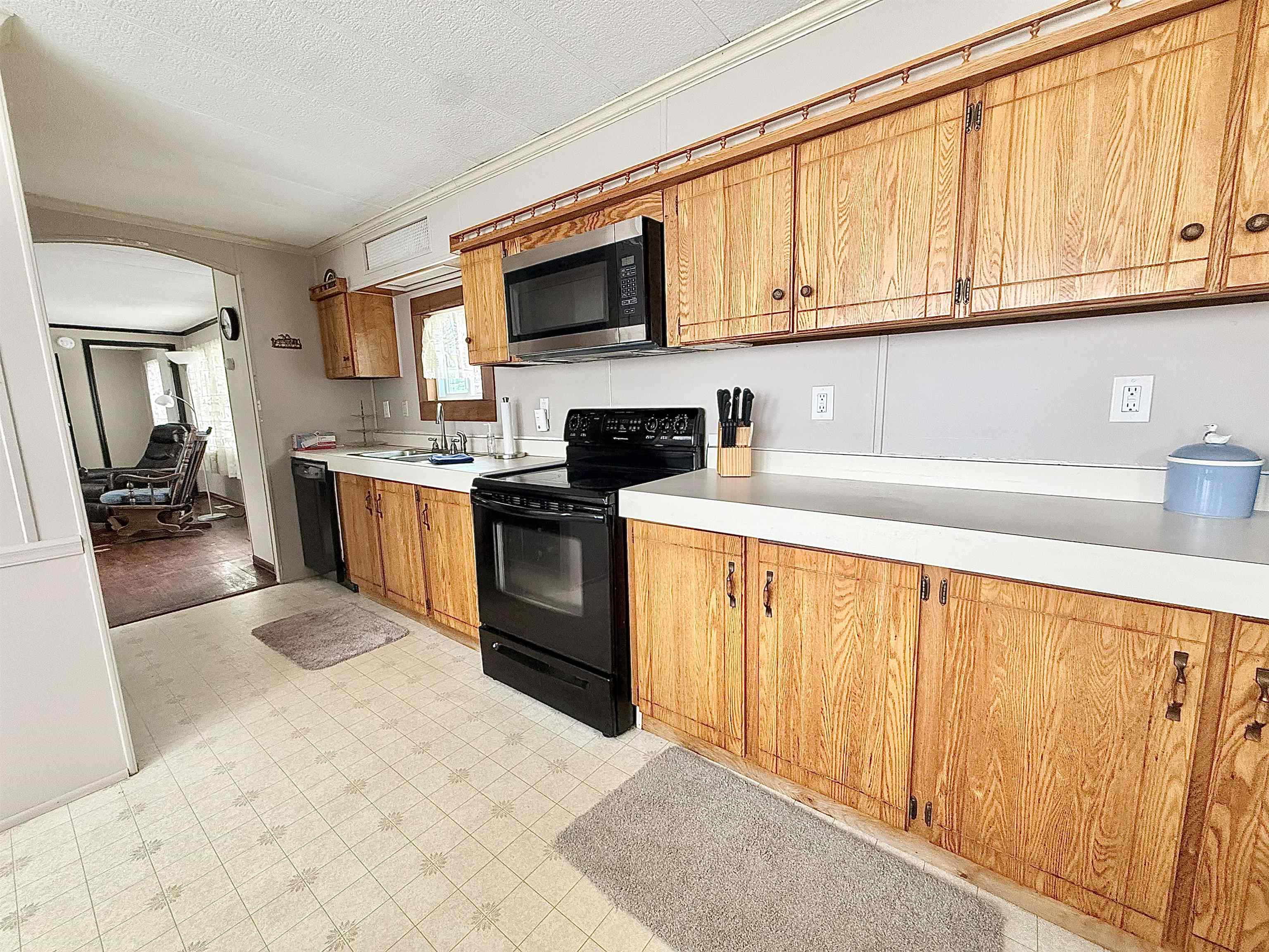 9 Billings Mobile Manor Property Photo 5