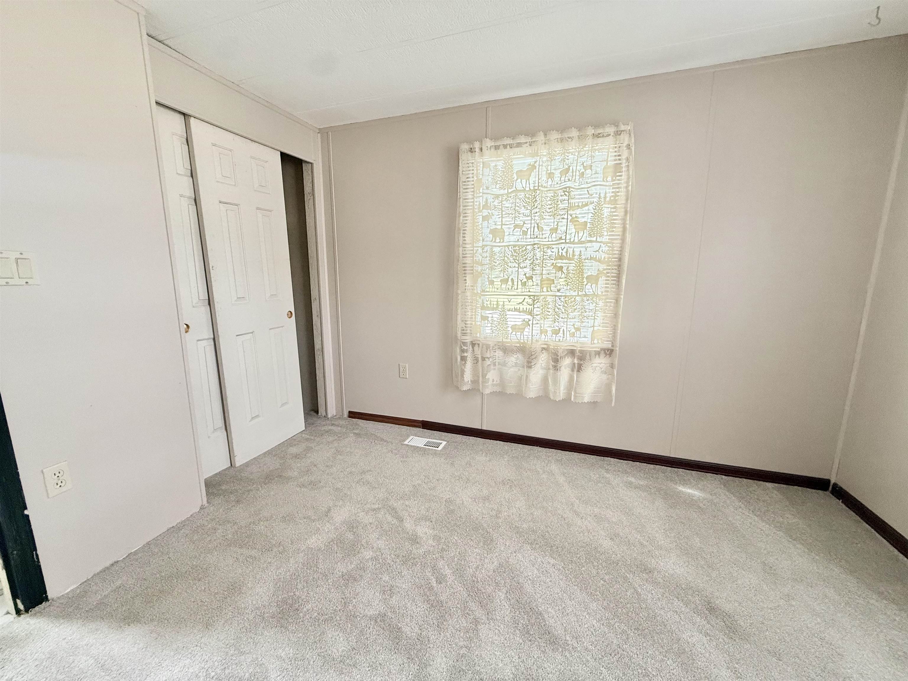 9 Billings Mobile Manor Property Photo 17