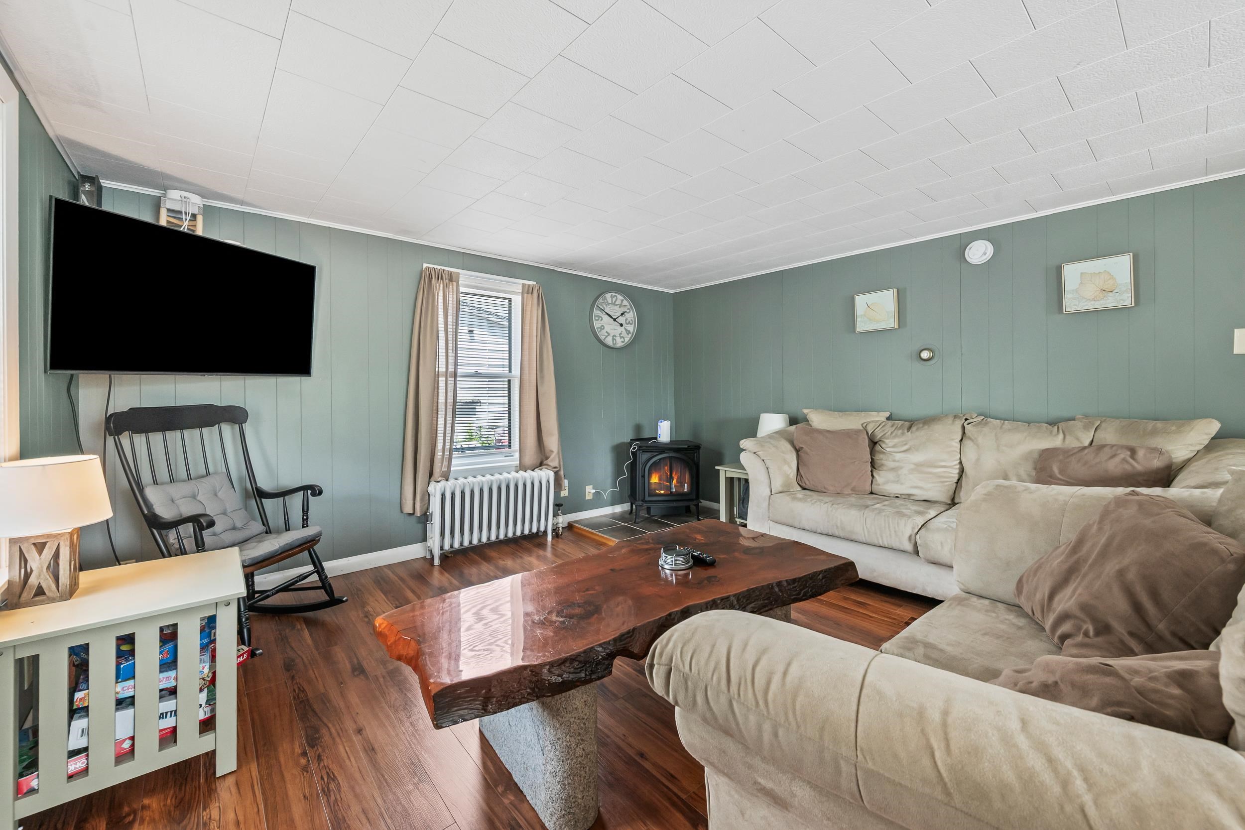 6 Cascade Flats Property Photo 4