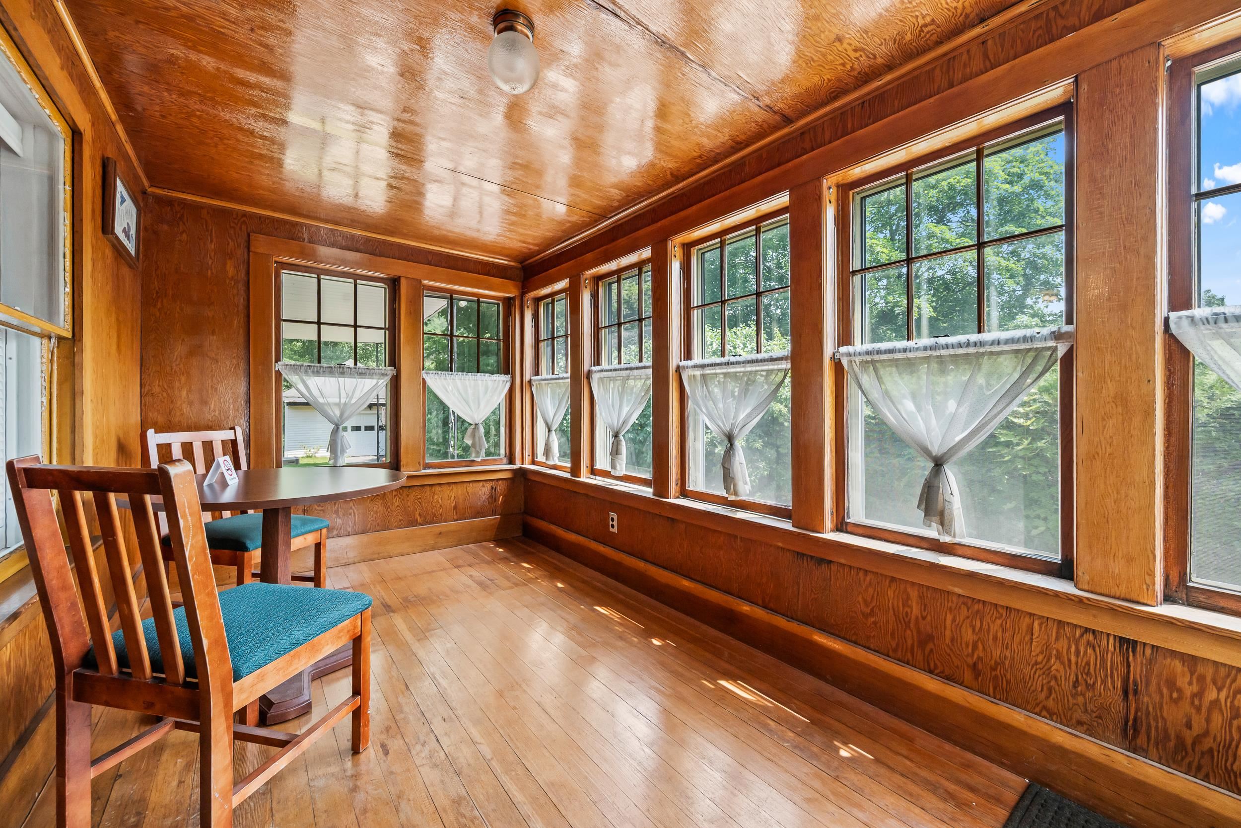 6 Cascade Flats Property Photo 5