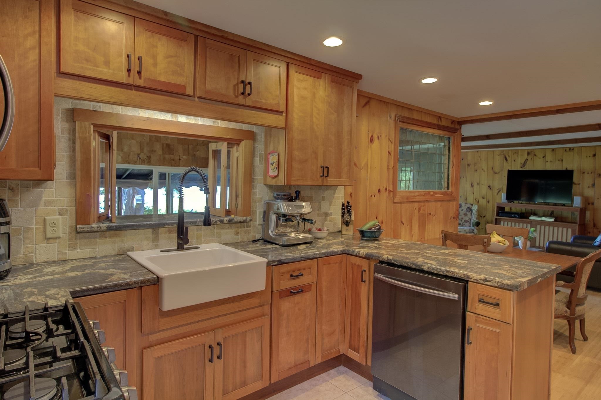 1160 Blockhouse Point Road Property Photo 23