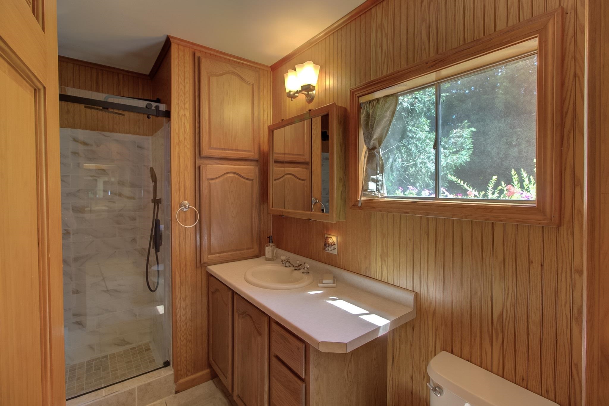 1160 Blockhouse Point Road Property Photo 29