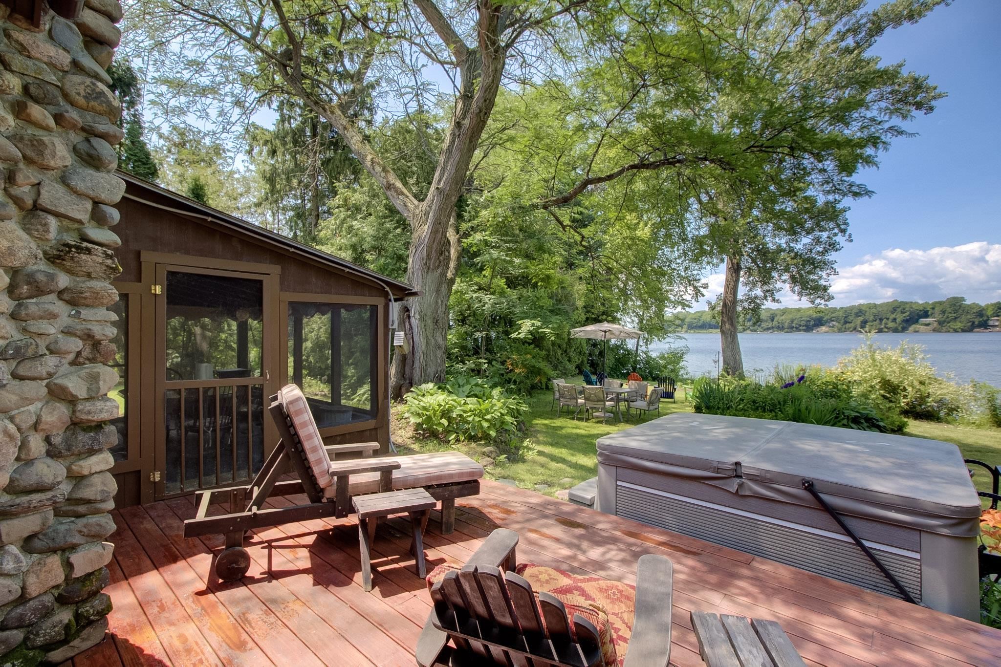 1160 Blockhouse Point Road Property Photo 52