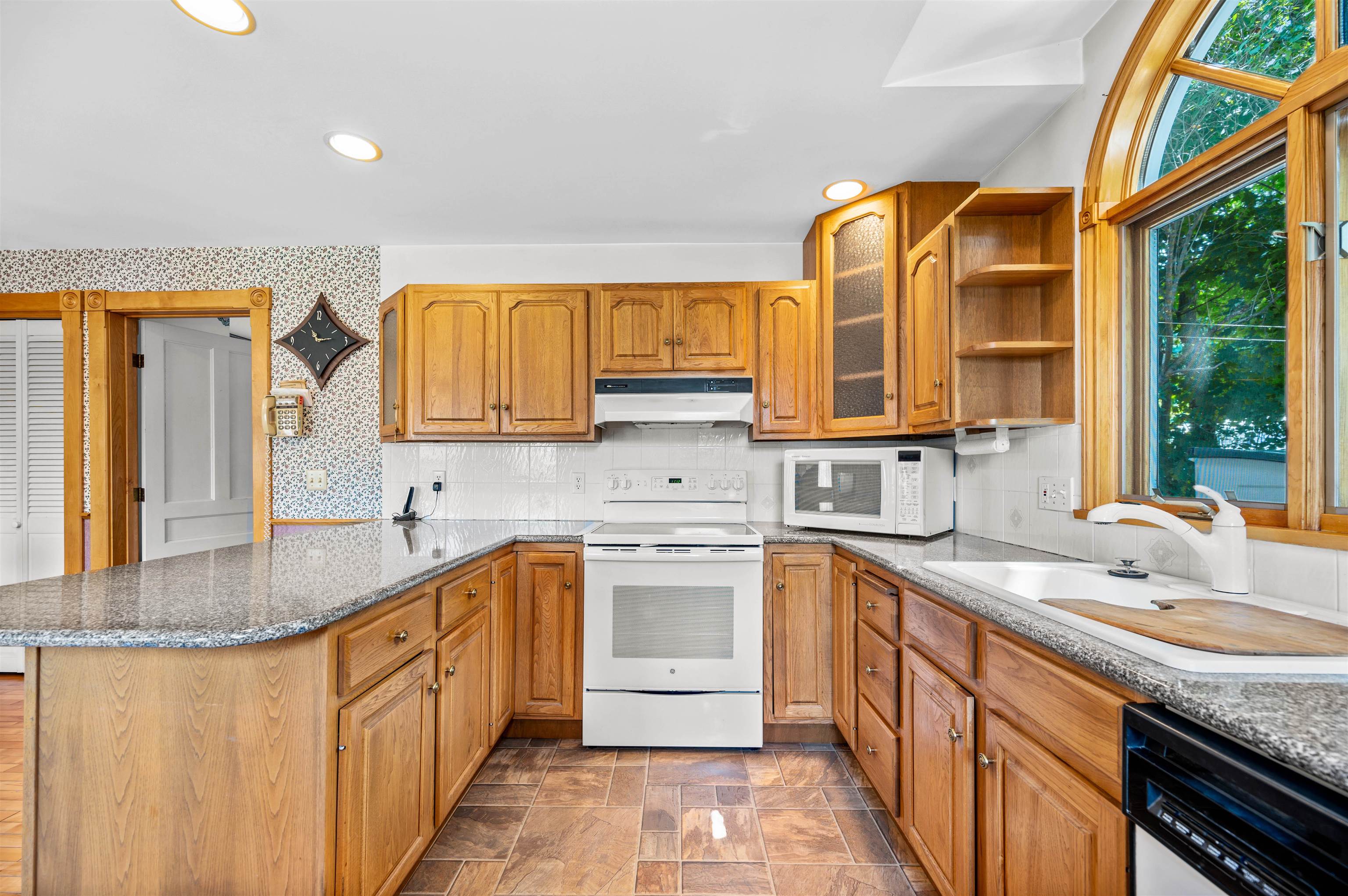 55 Maple Avenue Property Photo 10