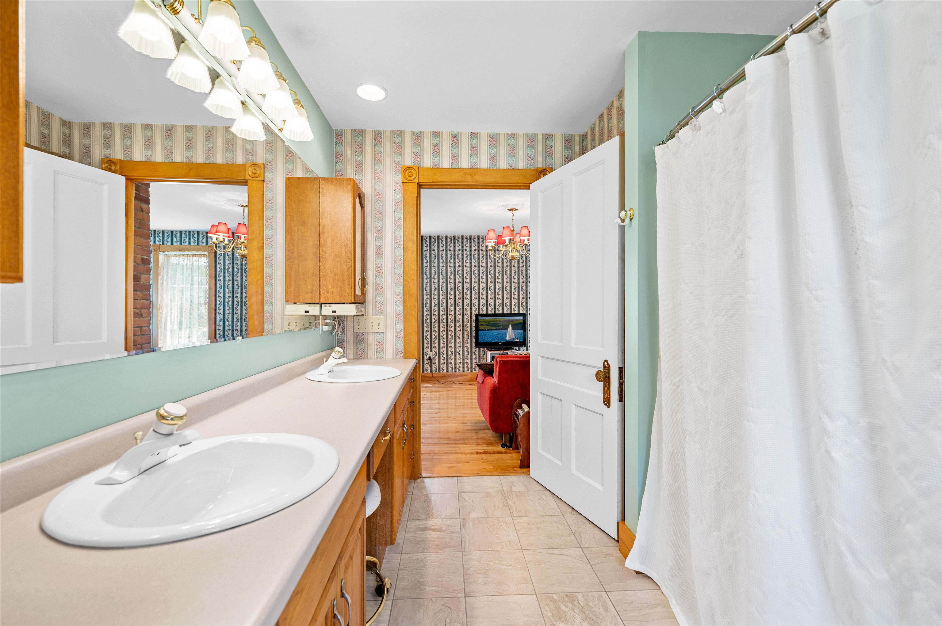 55 Maple Avenue Property Photo 23