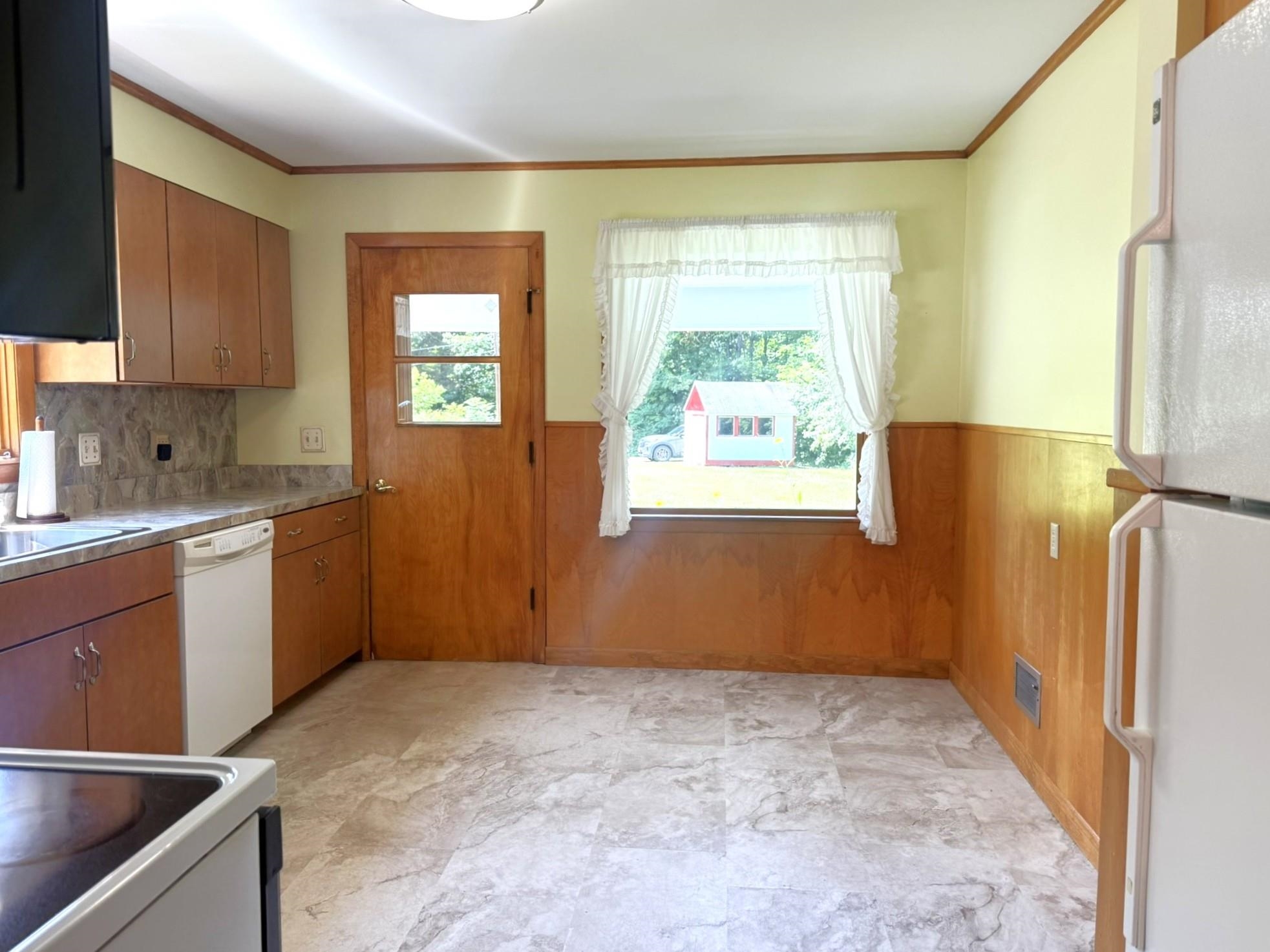 112 Terrace Hill Street Property Photo 8
