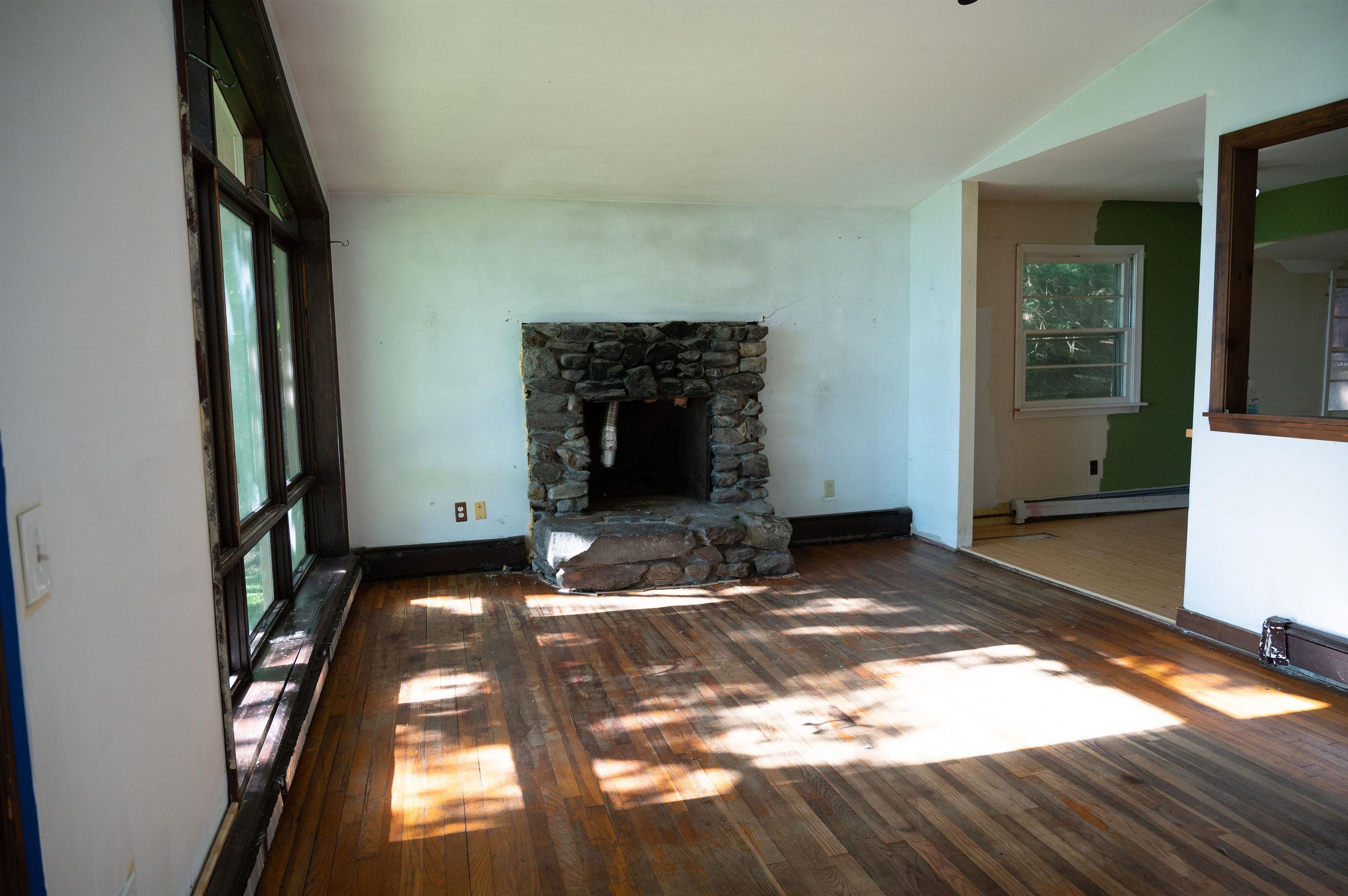165 Dutton Farm Road Property Photo 4
