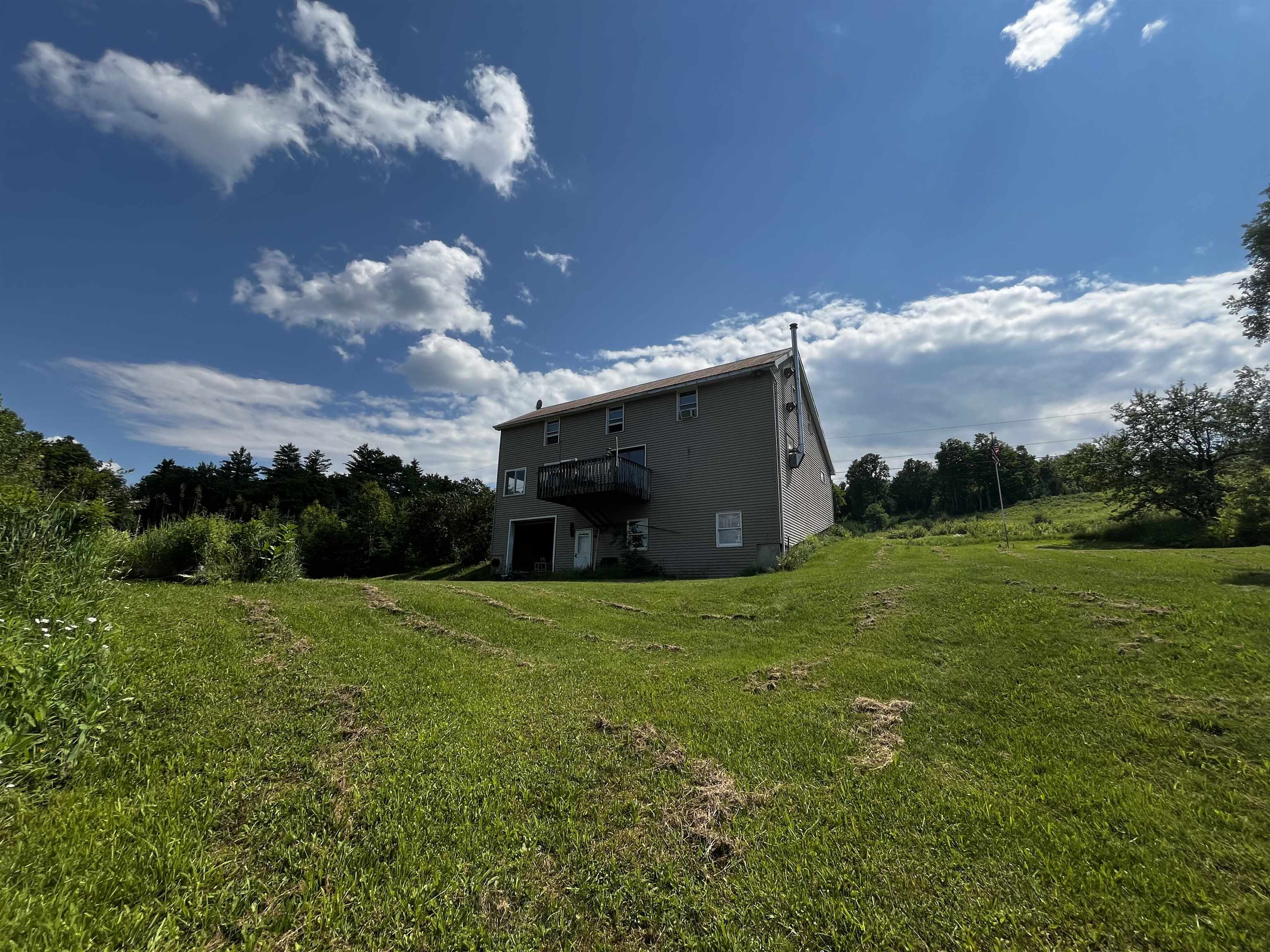 1946 Cold Hill Road Property Photo 3