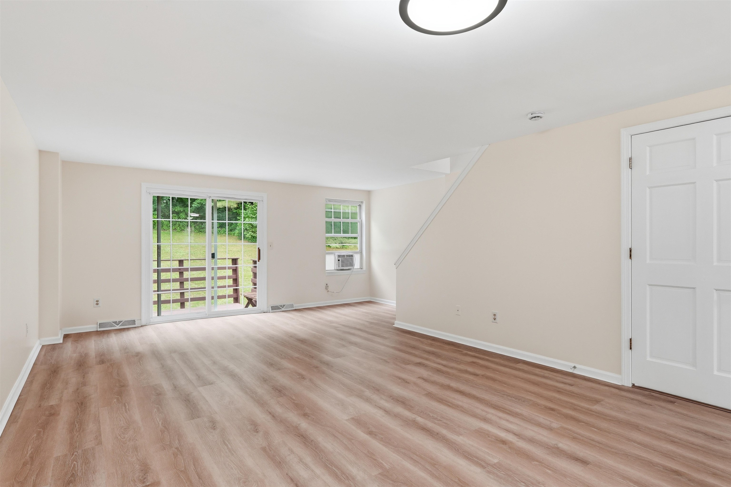 93 Hollow Creek Drive Property Photo 13