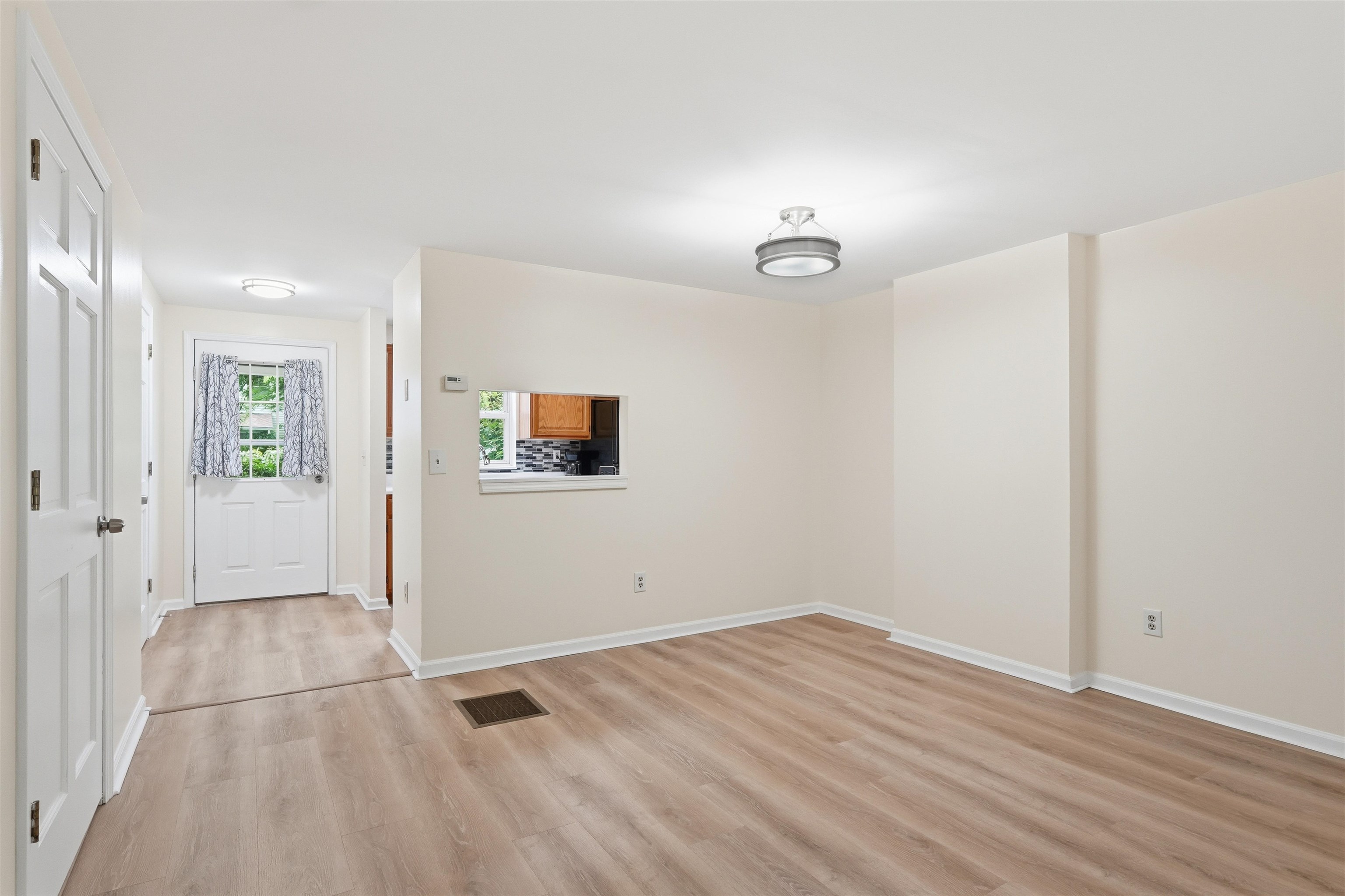 93 Hollow Creek Drive Property Photo 14