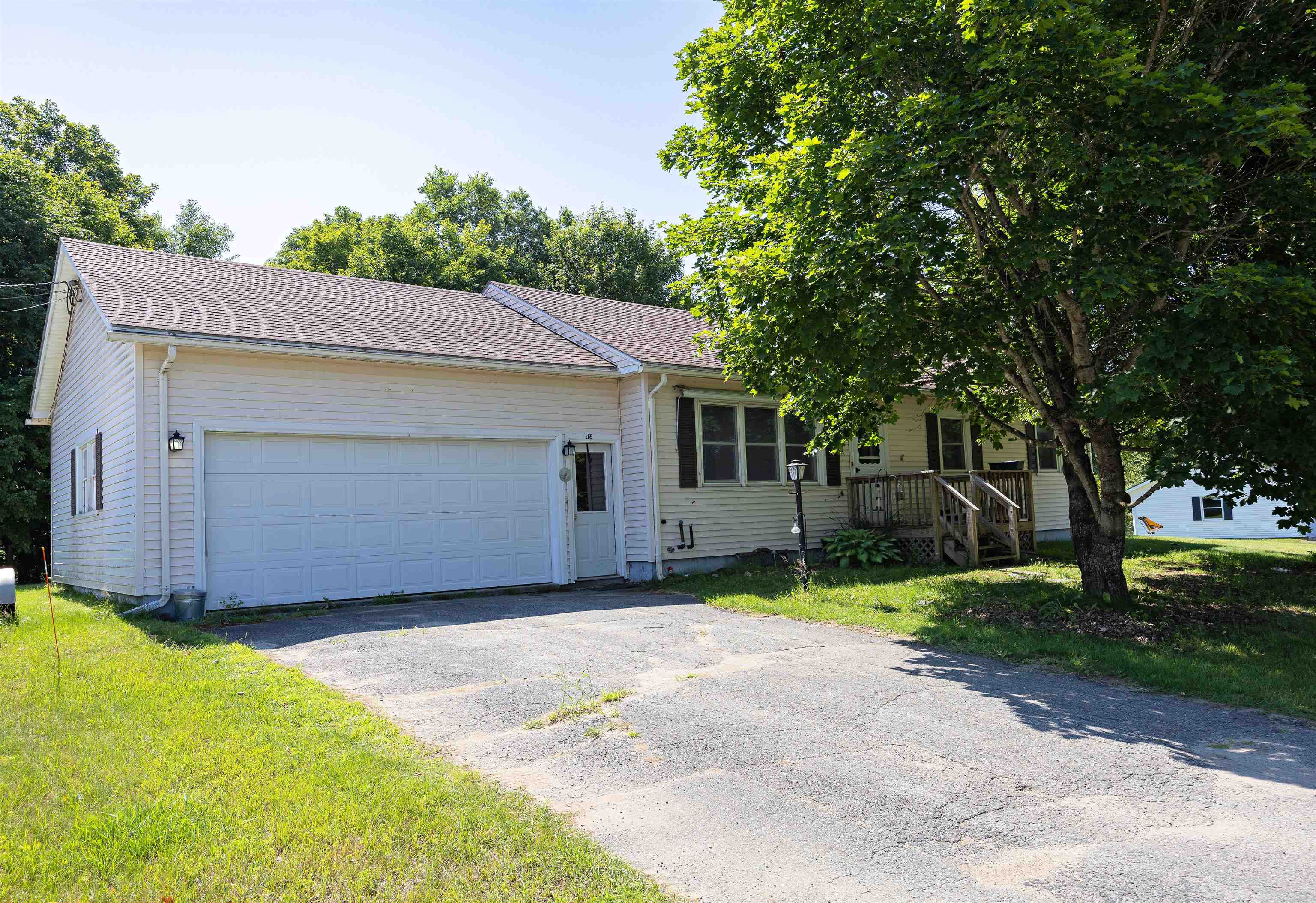 269 Lyndon Heights Drive Property Photo 1