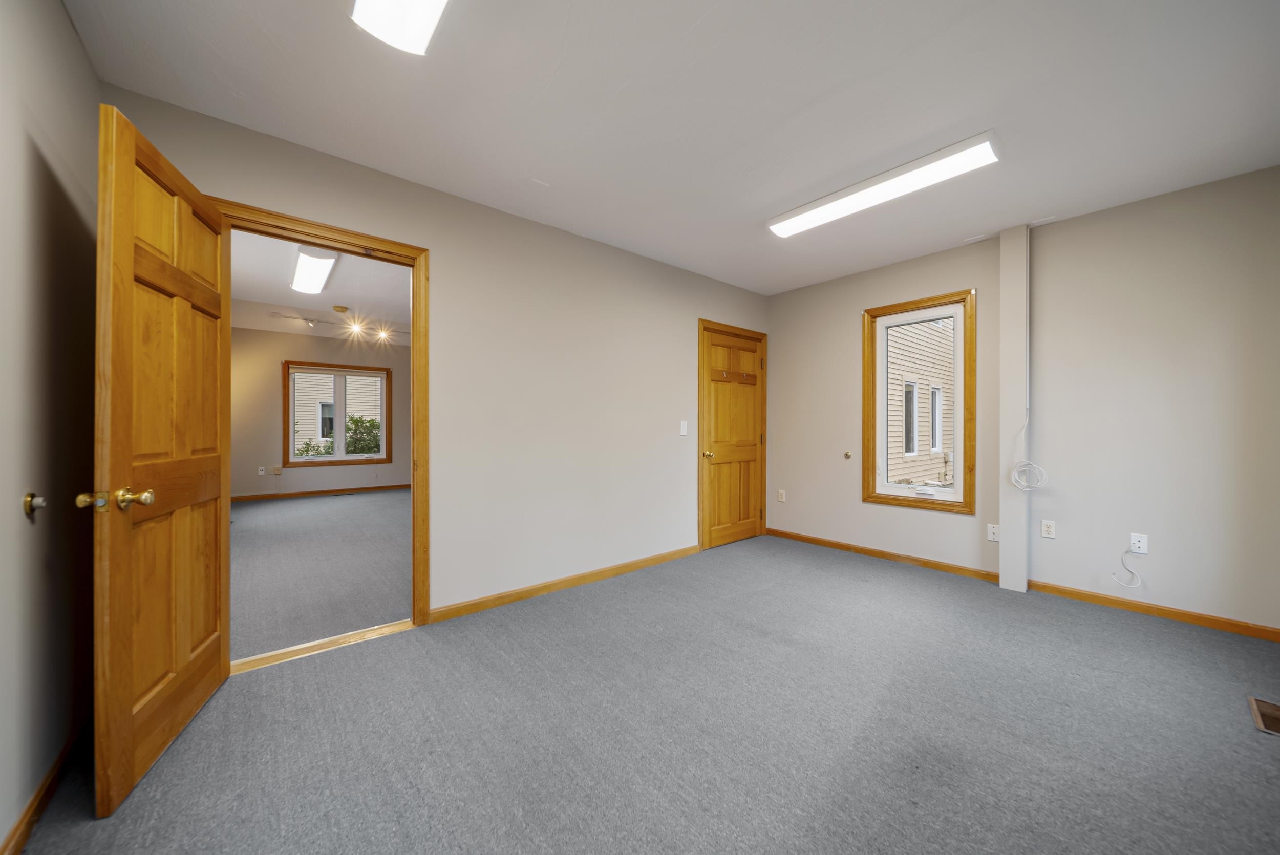 60 Whittier Highway Property Photo 10