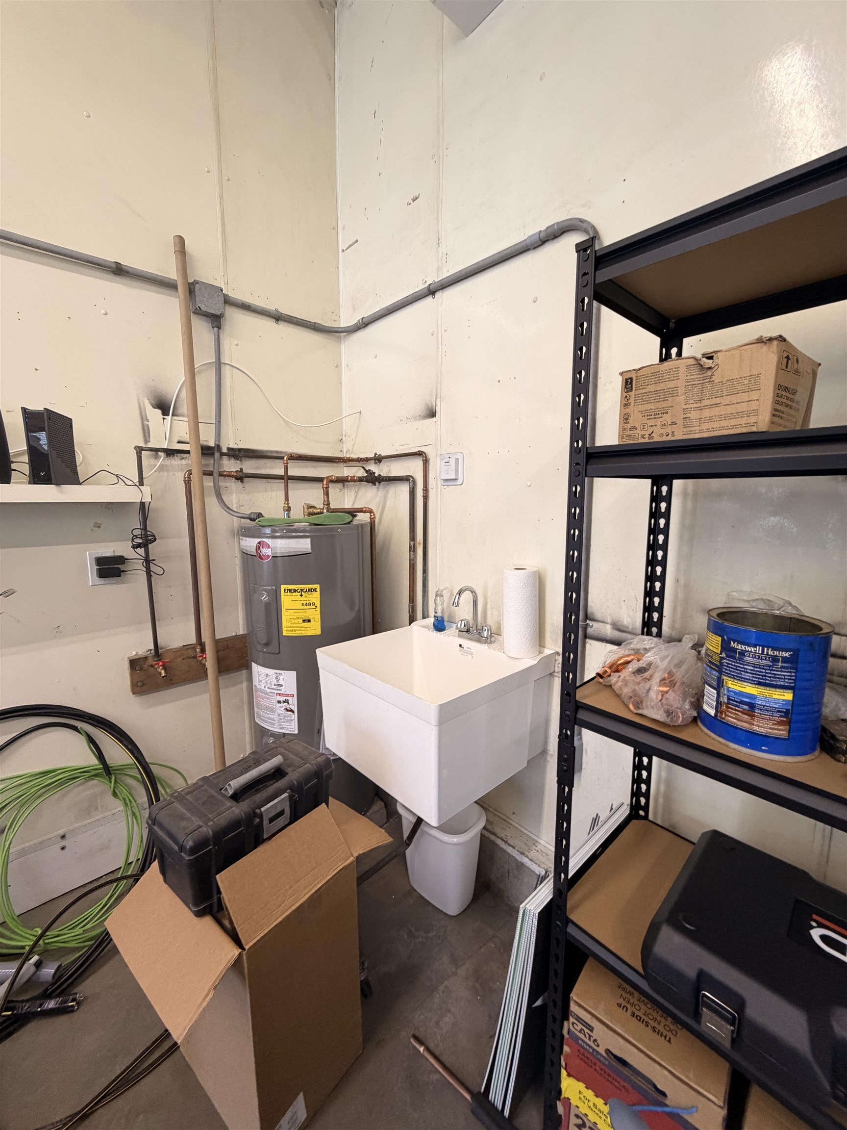 70 Whittier Highway Property Photo 8