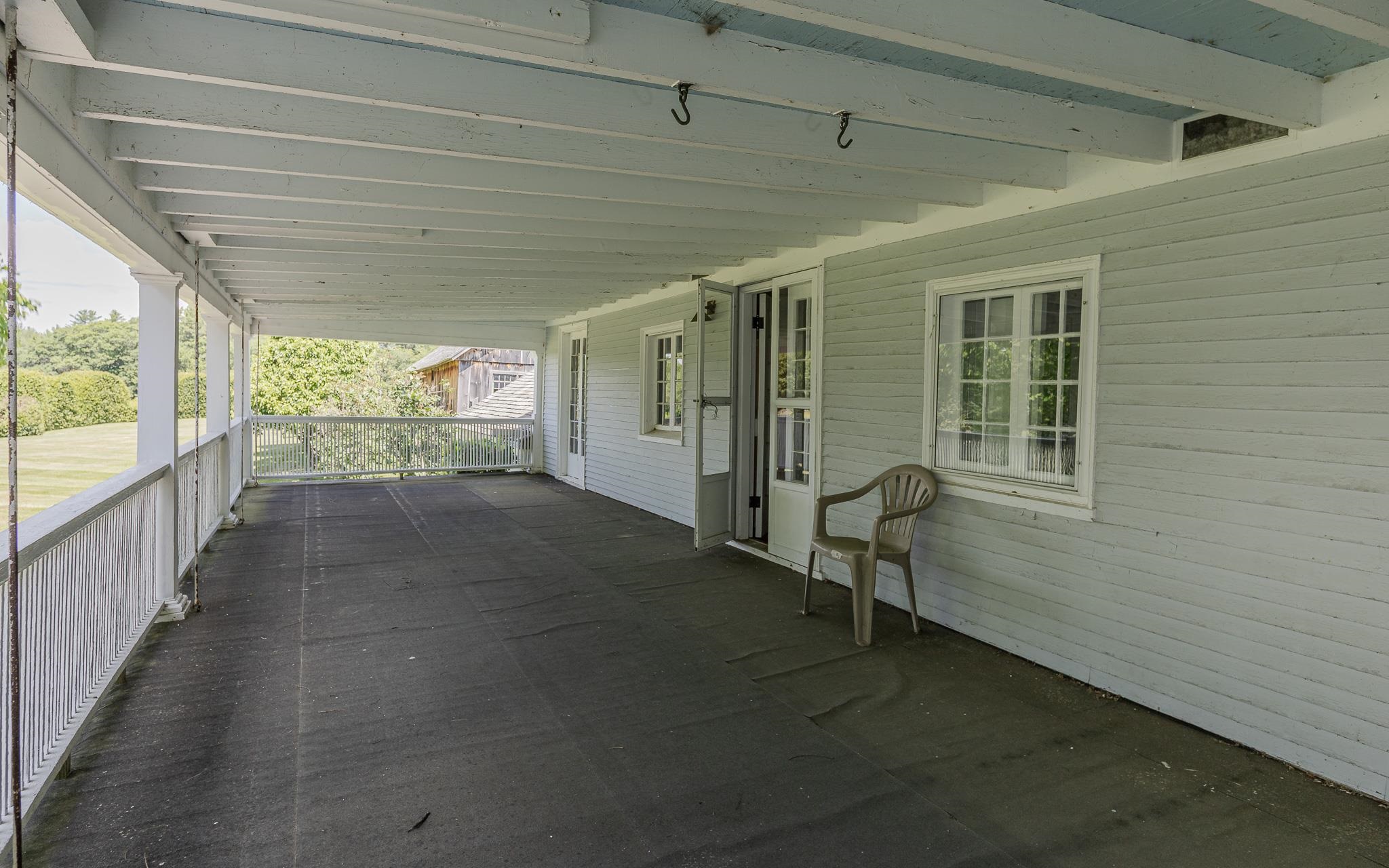 867 Forest Road Property Photo 16