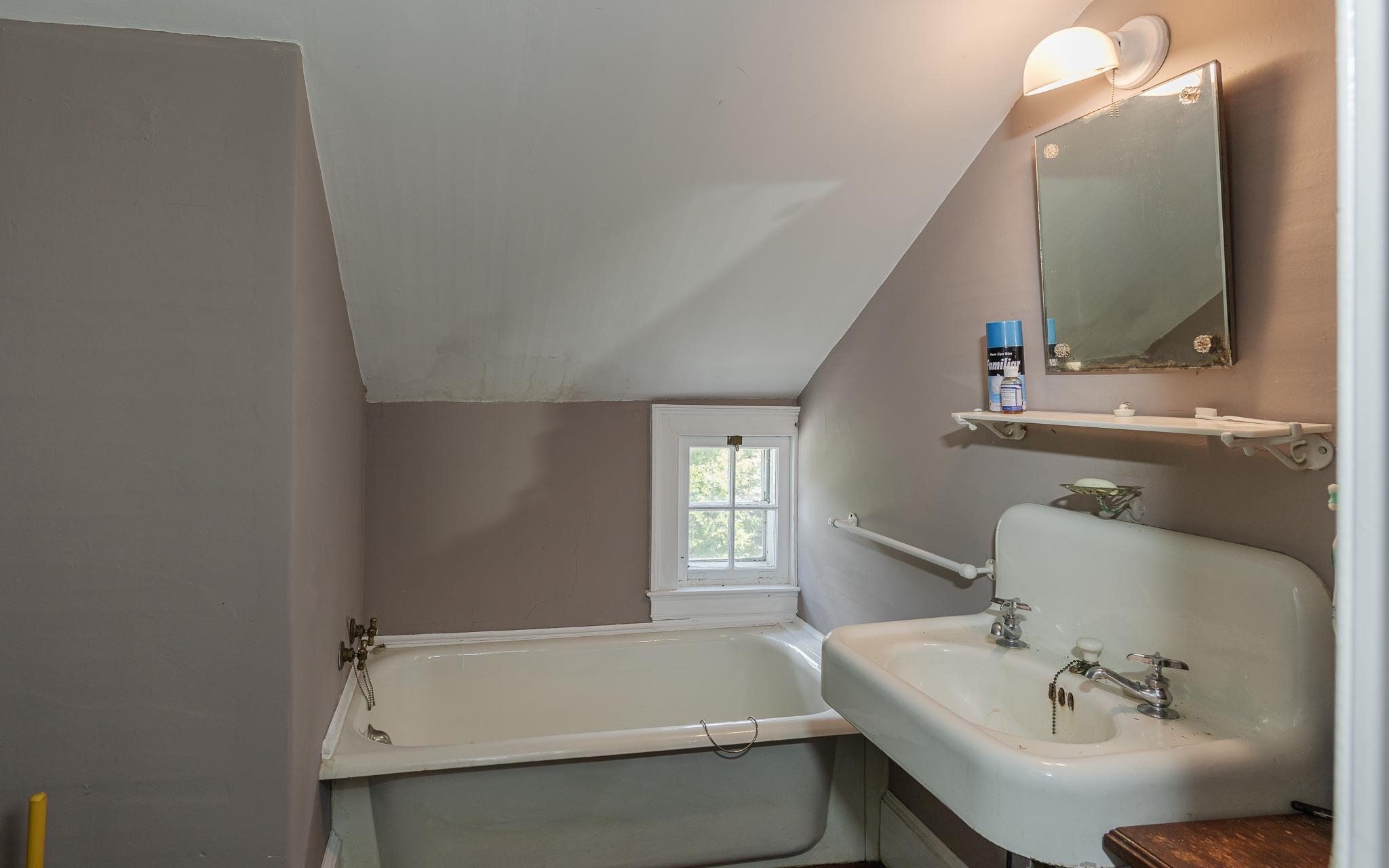 867 Forest Road Property Photo 58