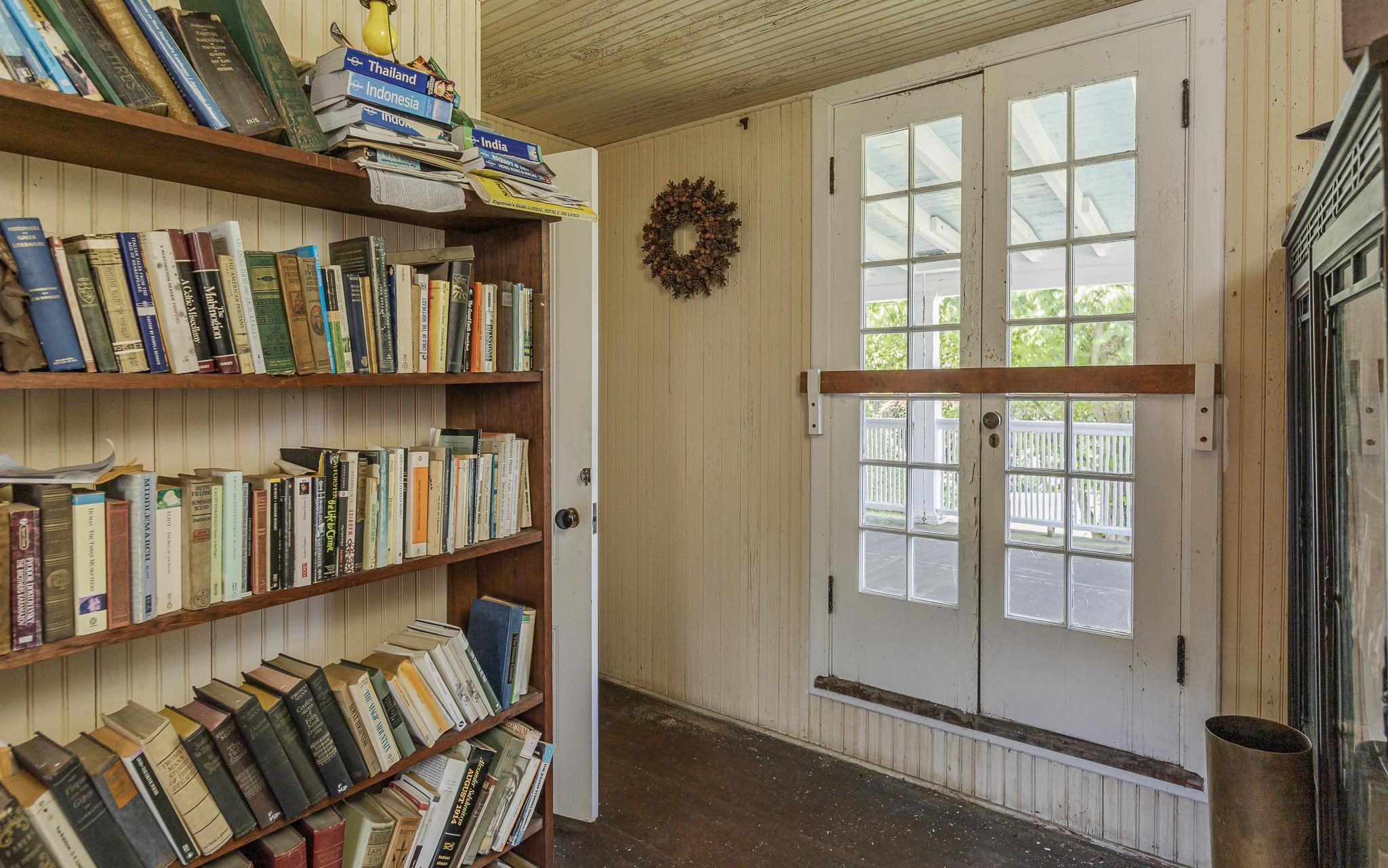 867 Forest Road Property Photo 60